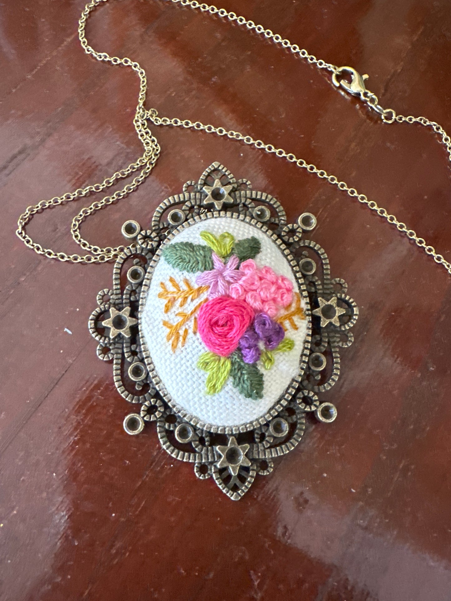 Handcrafted necklace- flower bunch