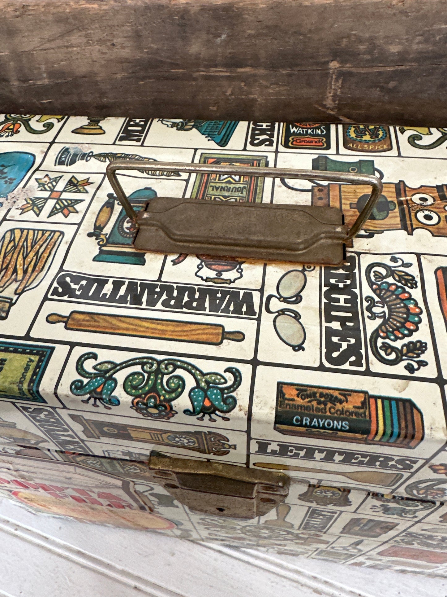 Metal Lithographed Porta File box