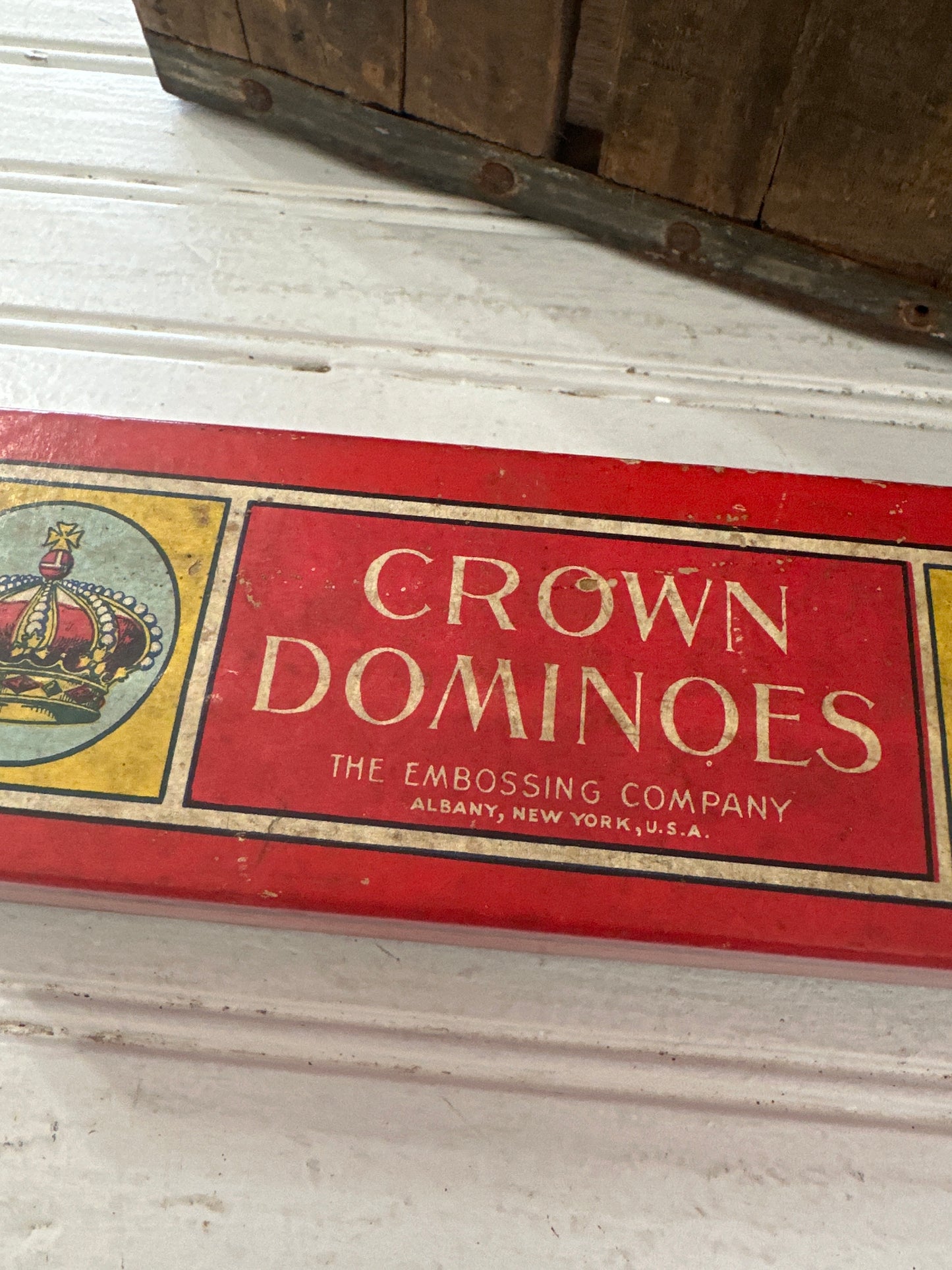 Crown Dominoes