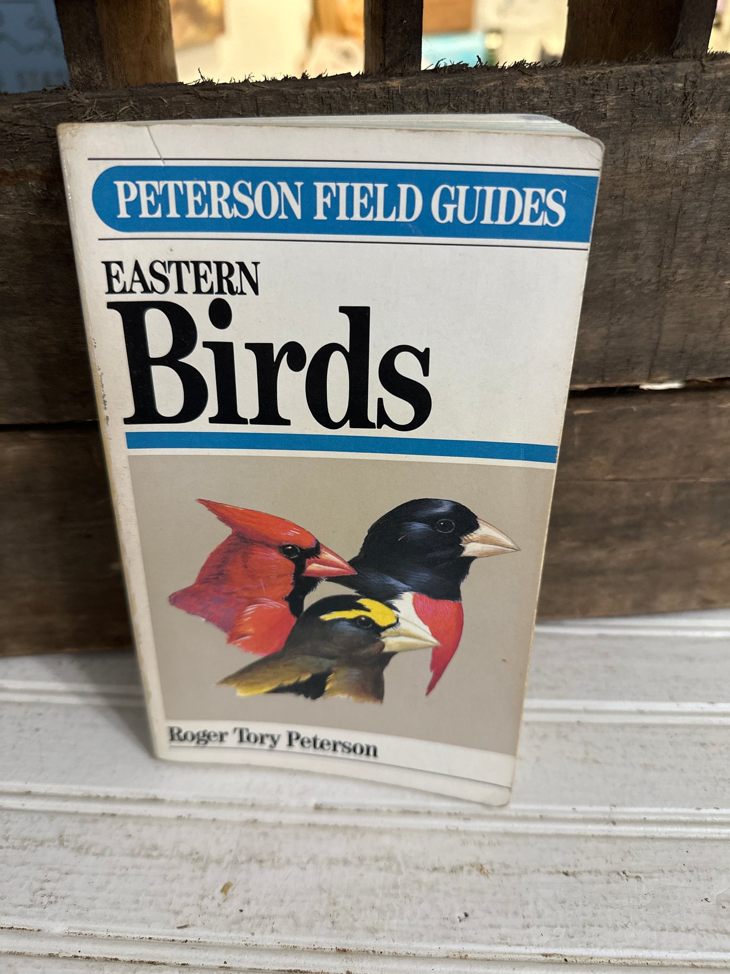Eastern Birds Guide book