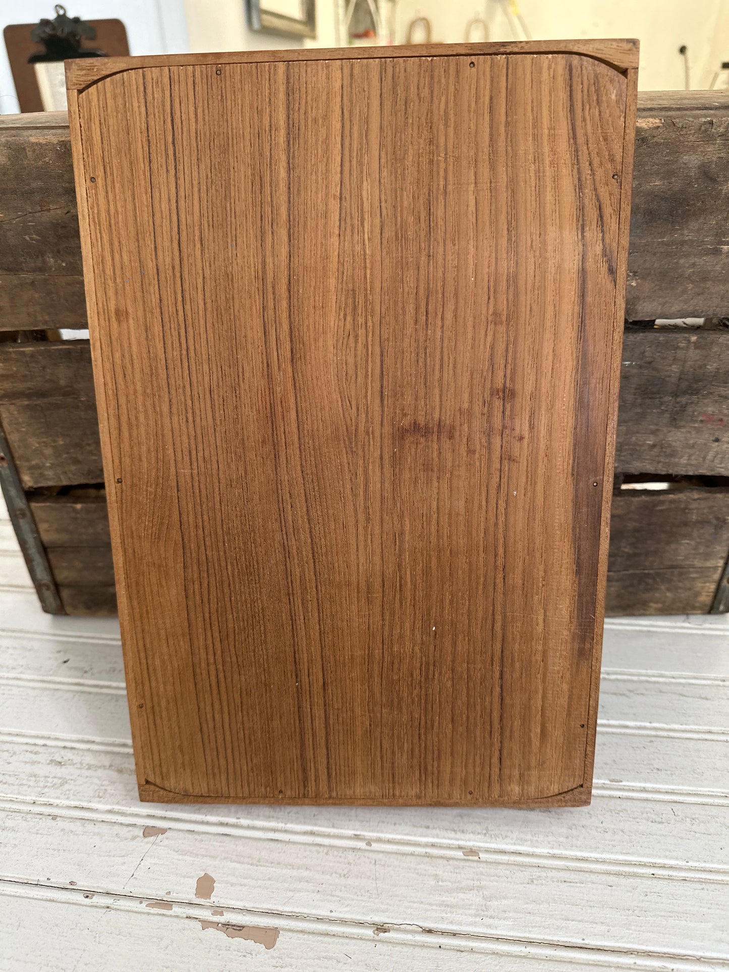 Trinket Shelf/wooden tray