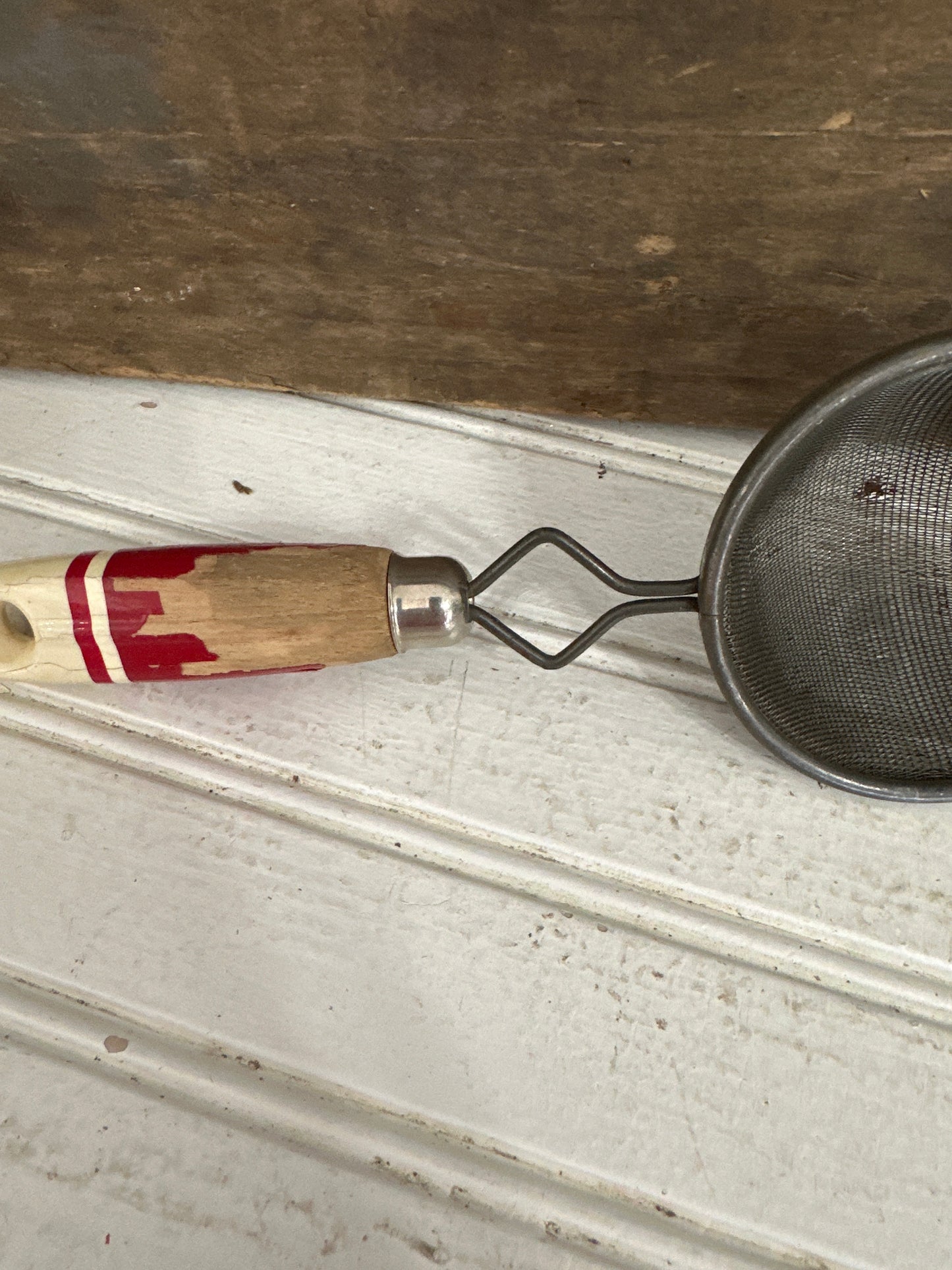 Strainer-wood handle