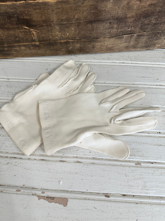 Wear Right gloves