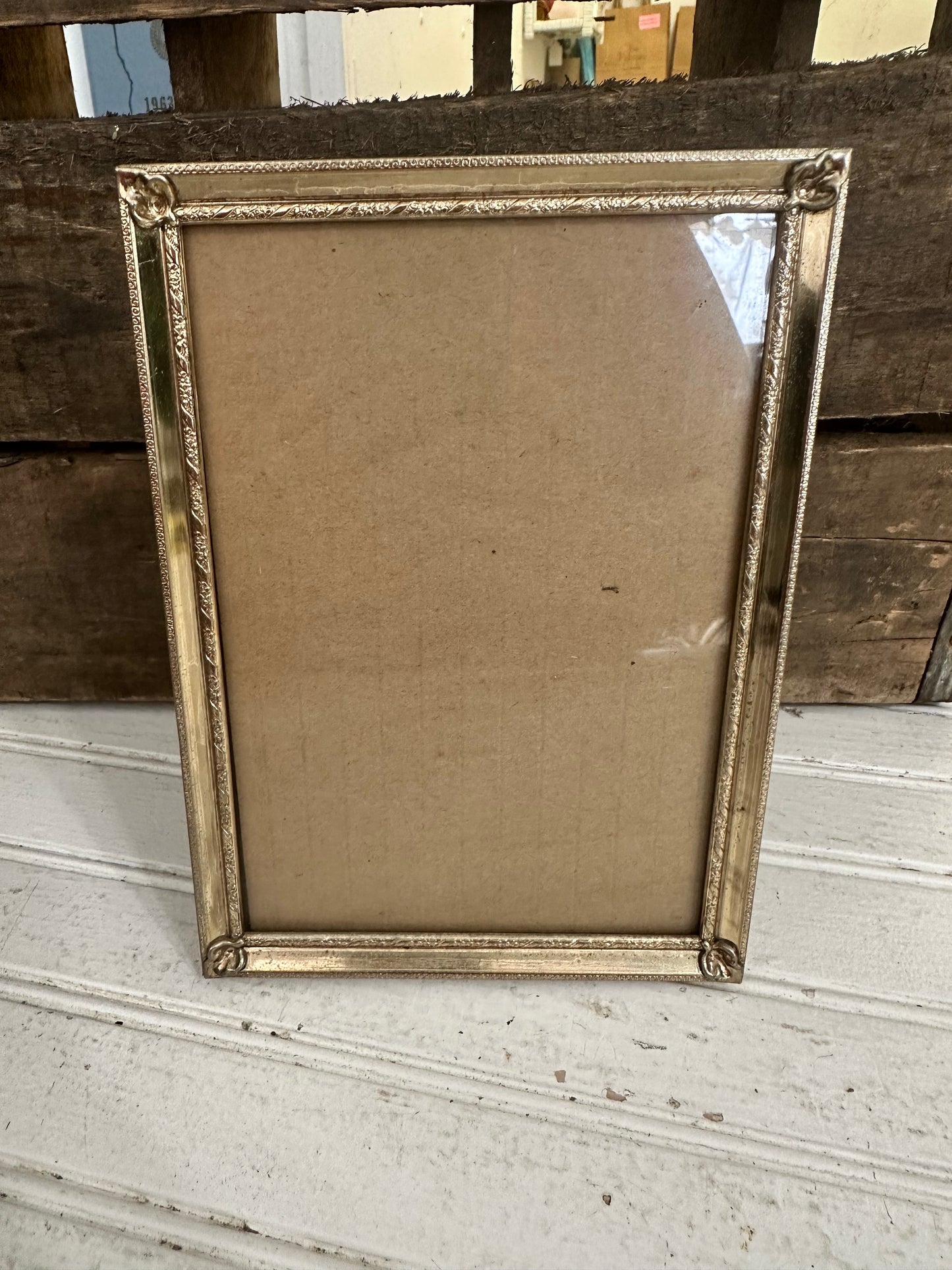 Metal Easel frame