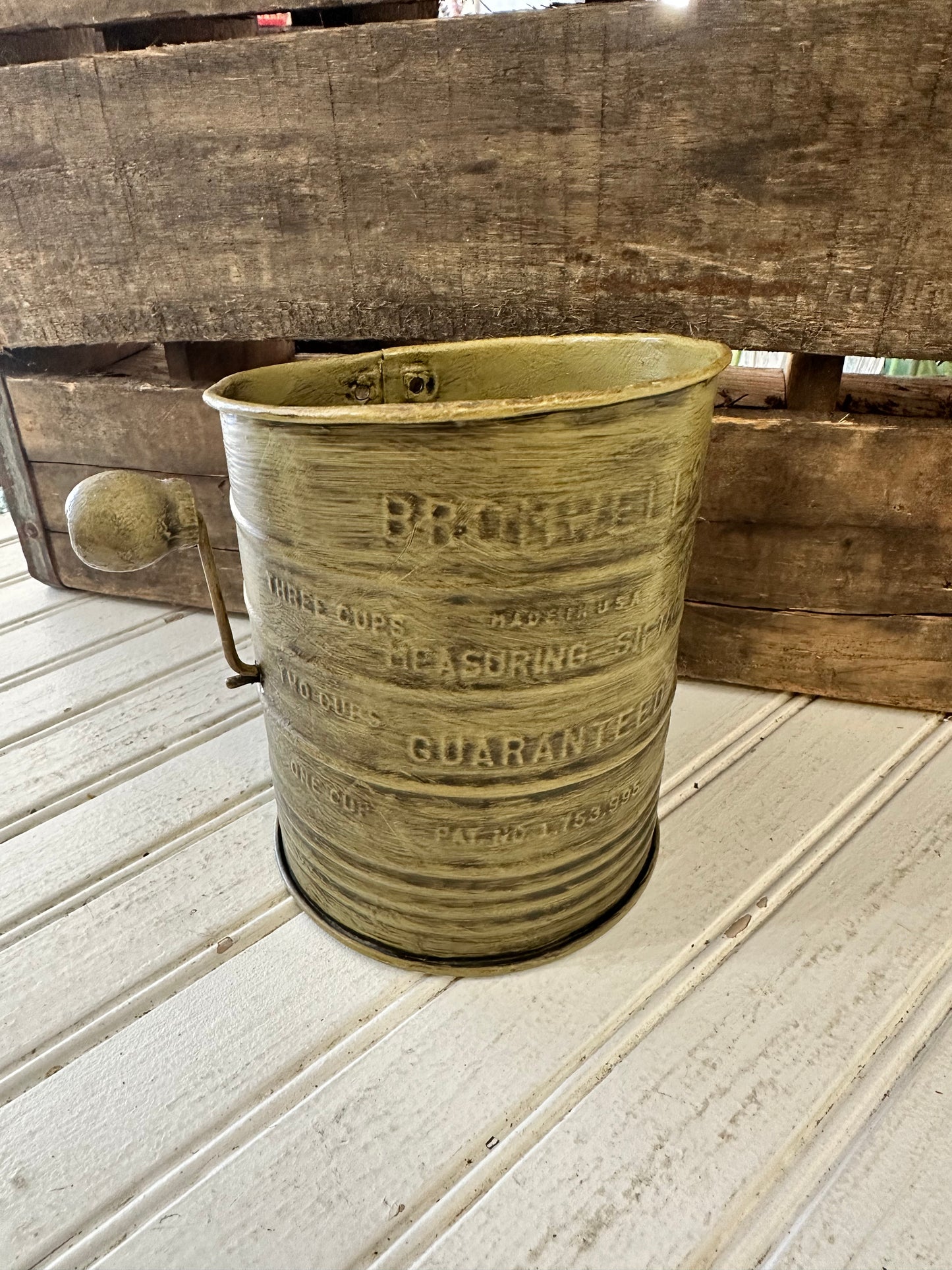 Bromwell’s Flour Sifter