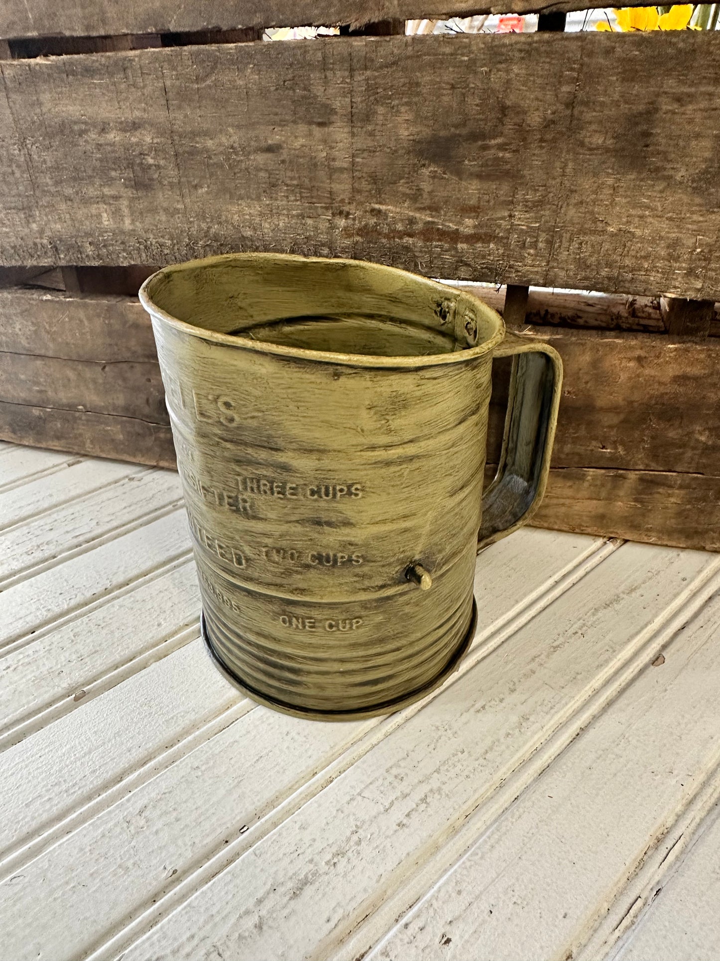 Bromwell’s Flour Sifter