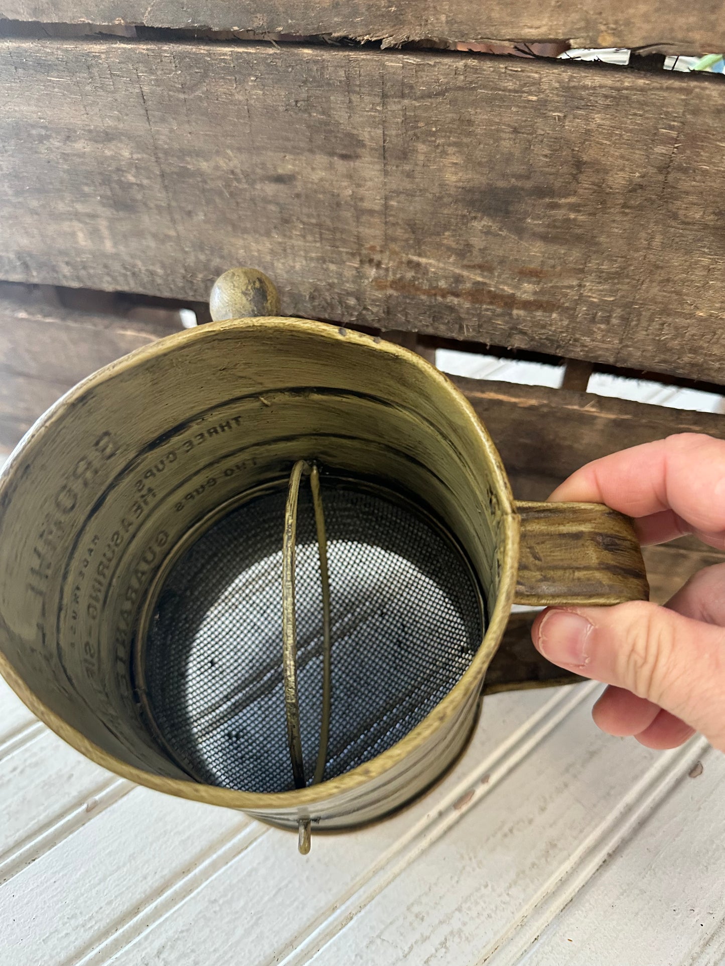 Bromwell’s Flour Sifter