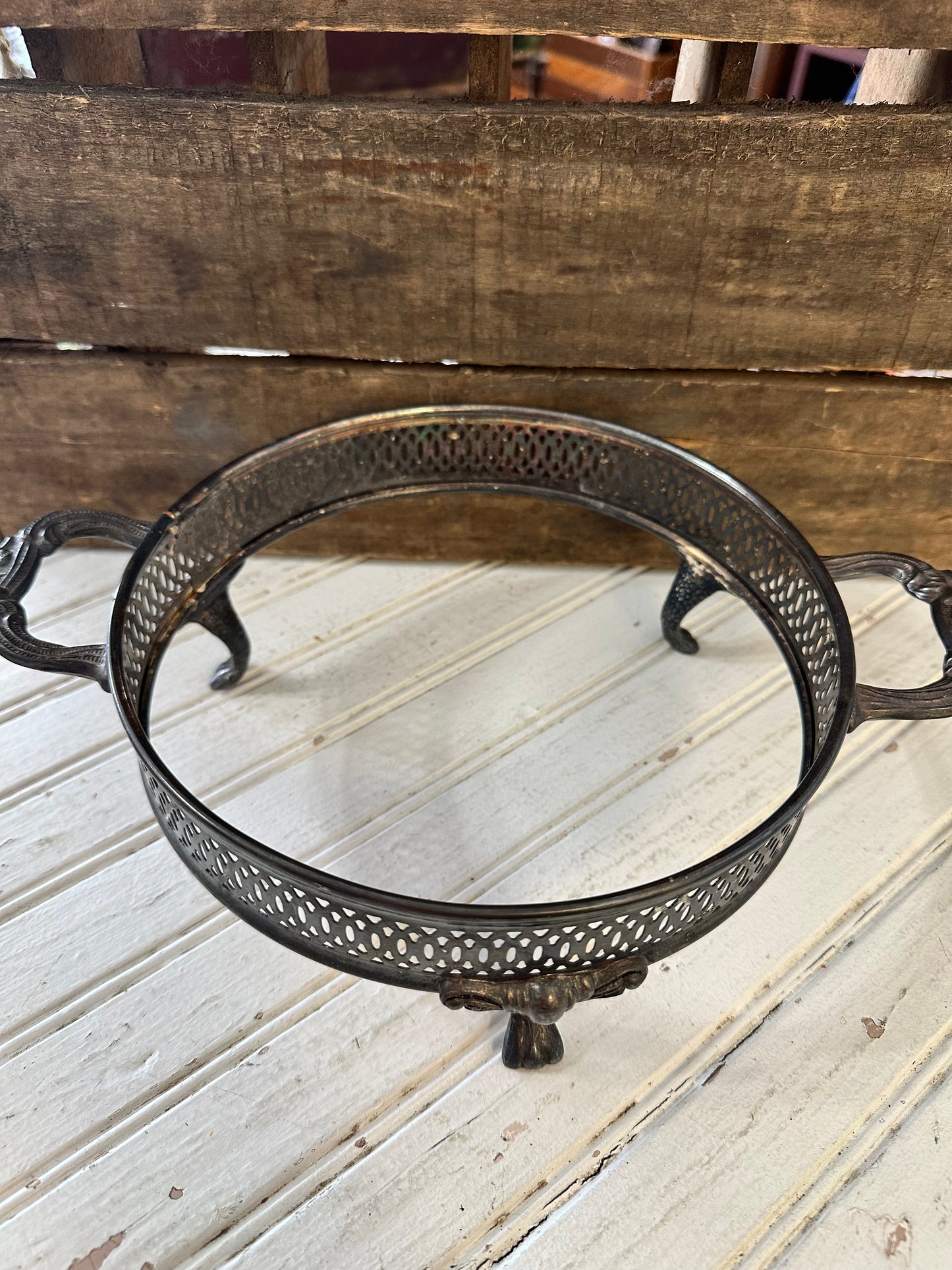 Silver Plate round casserole dish holder