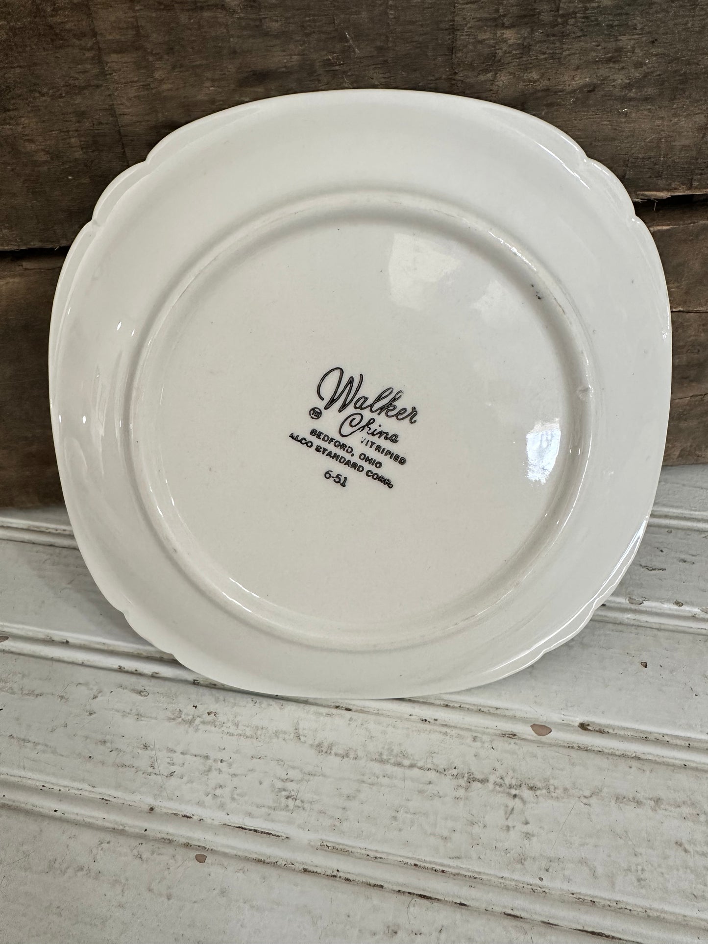 Walker China Vitrified sm plate