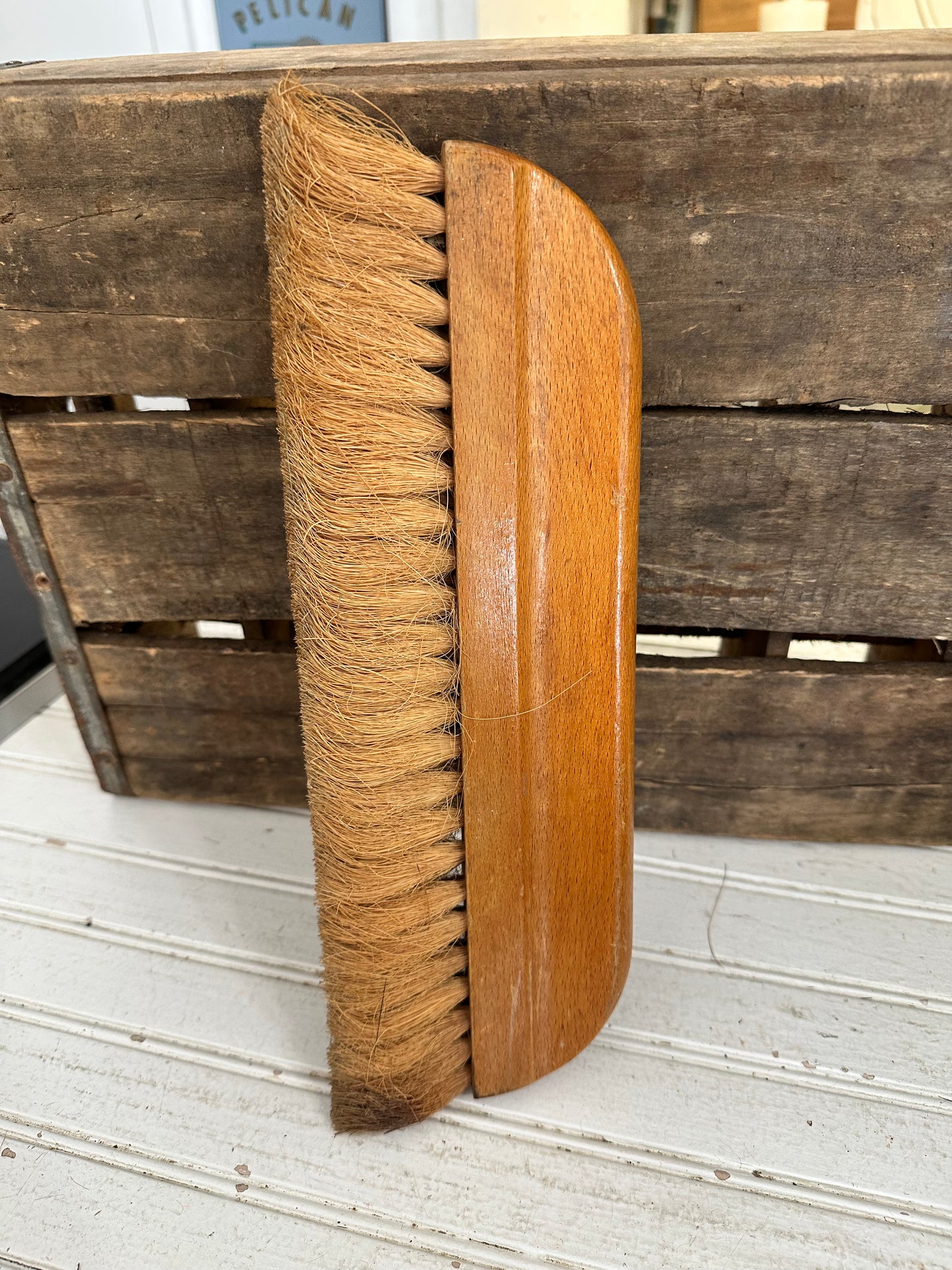 Wall paper brush