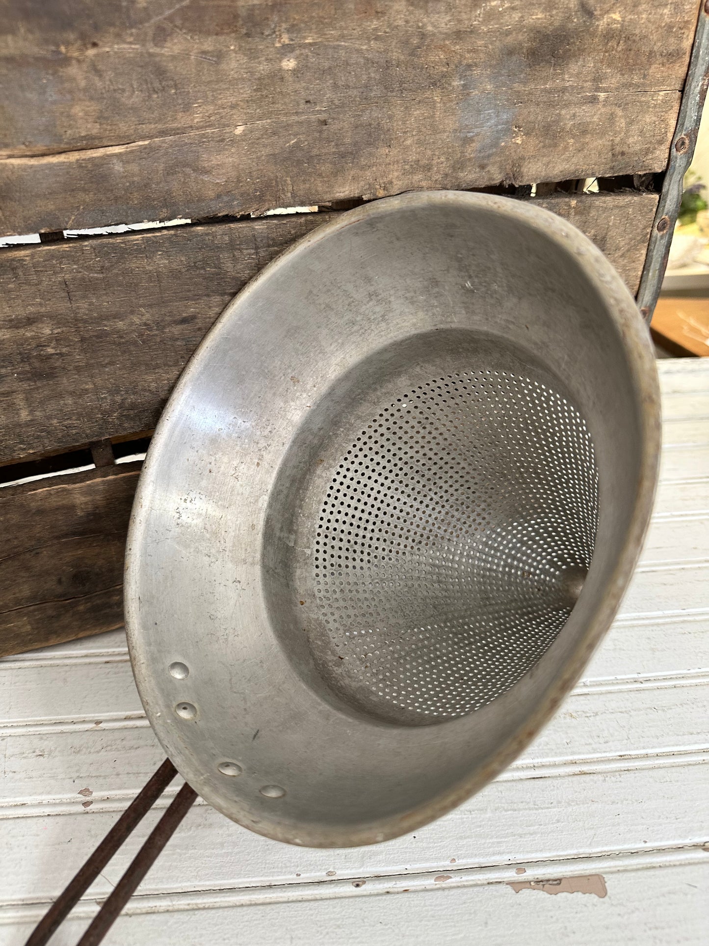 Wearever Aluminum strainer