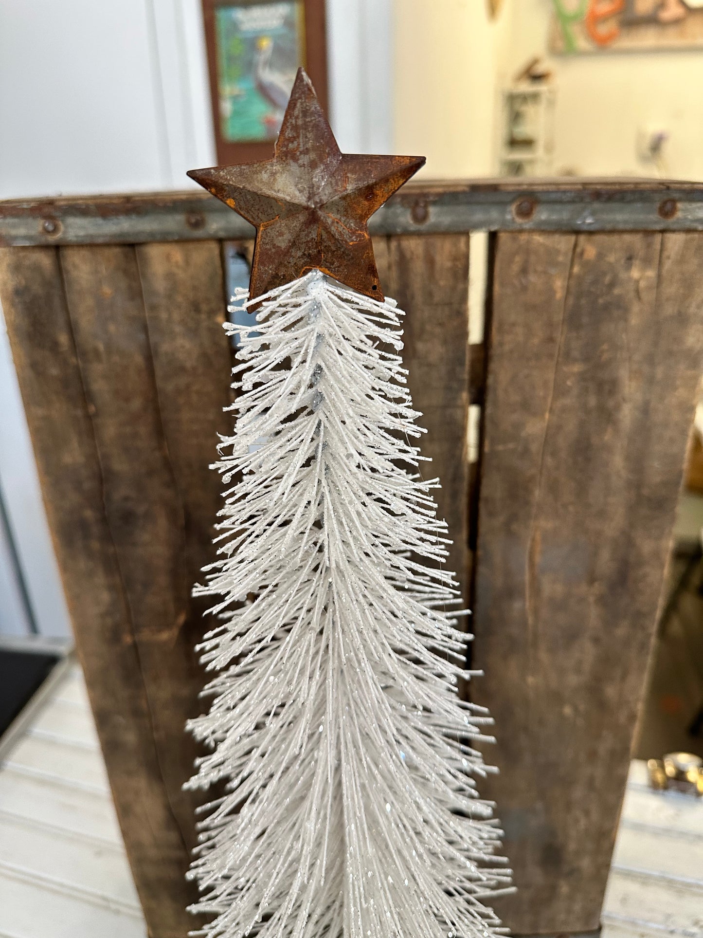 Bottle Brush Tree w/Vtg spindle base