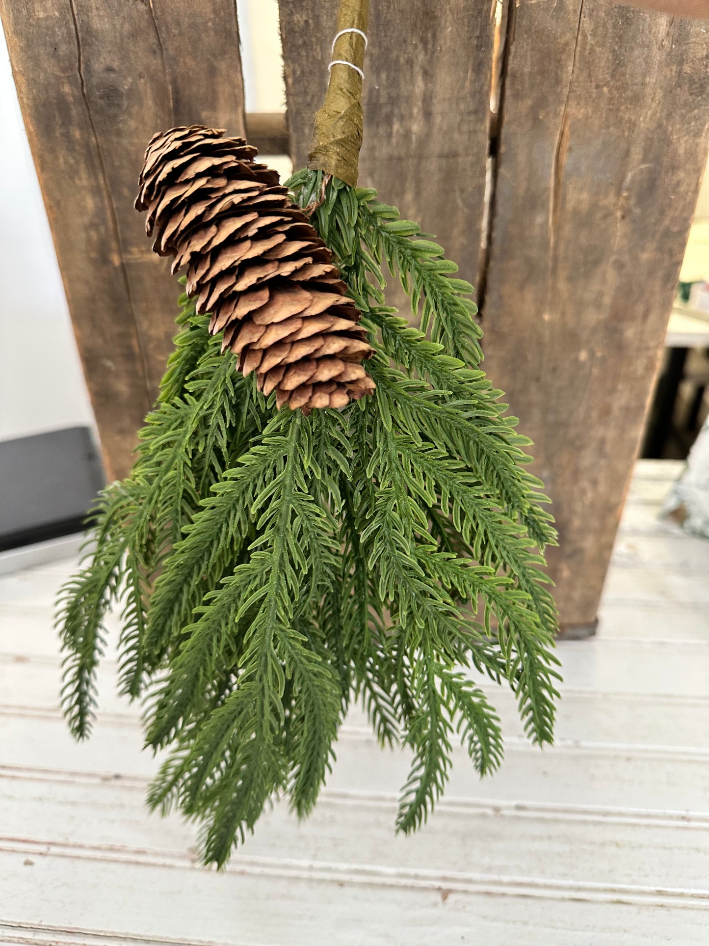 Pinecone Pick