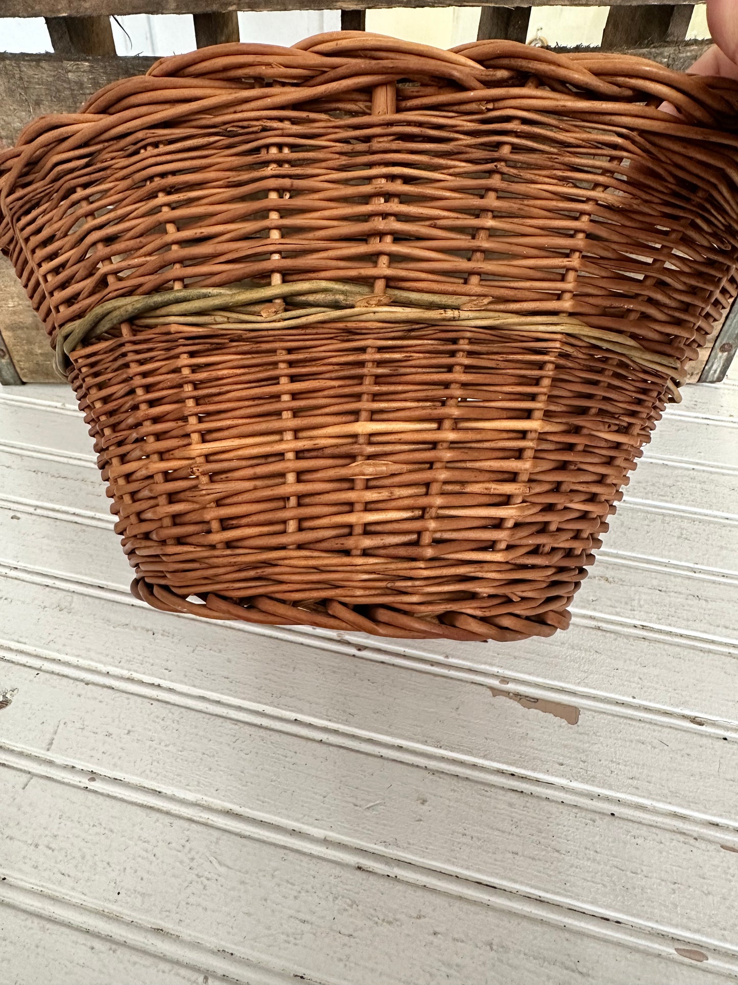 Wood basket