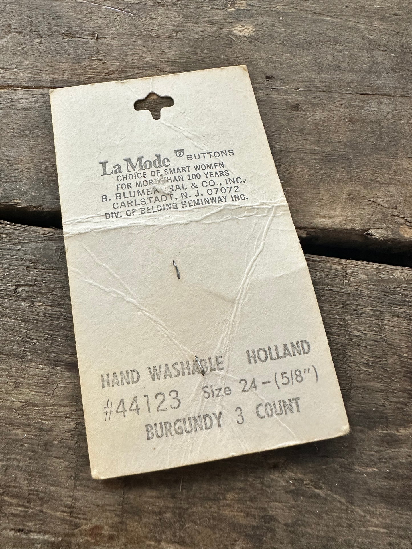 La Mode buttons