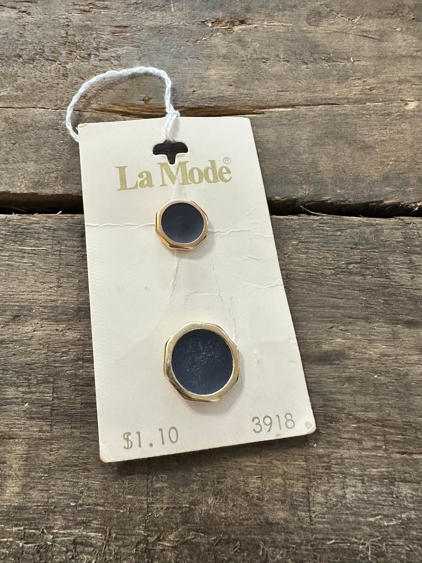 La Mode buttons