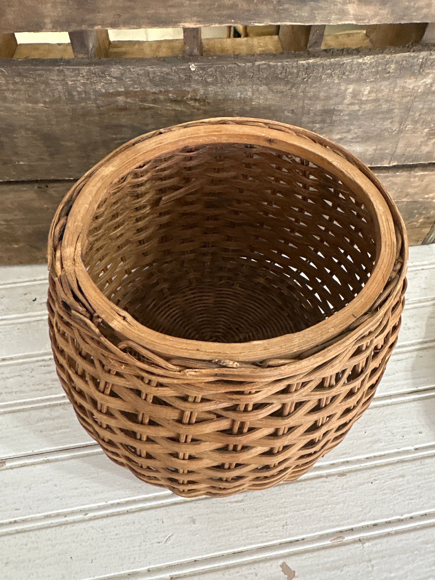Primitive basket- local pickup only