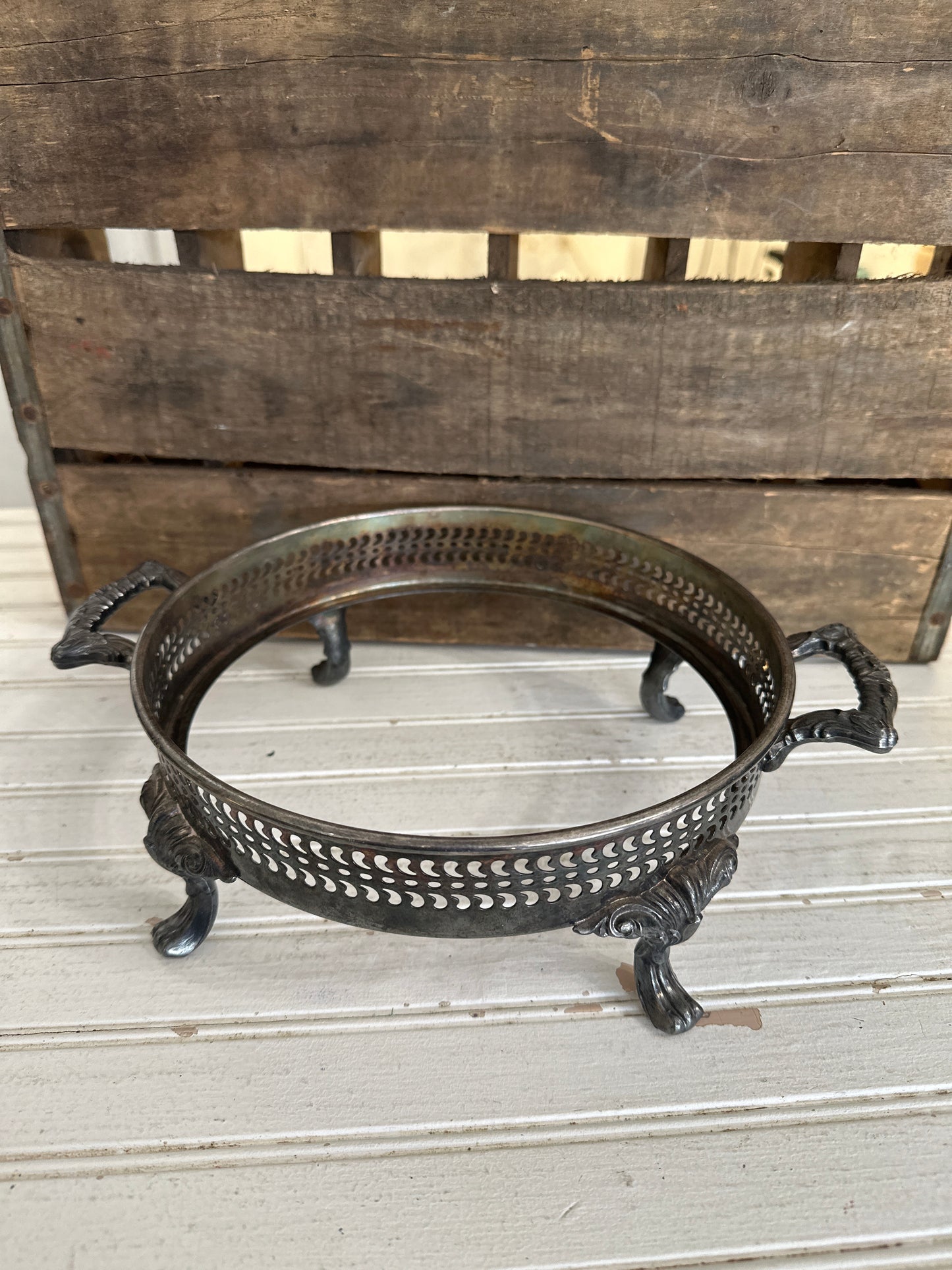 Silver plate casserole dish holder