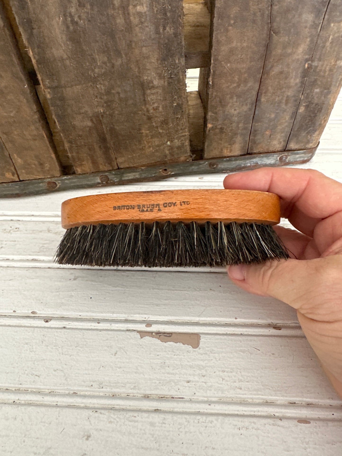 Briton brush