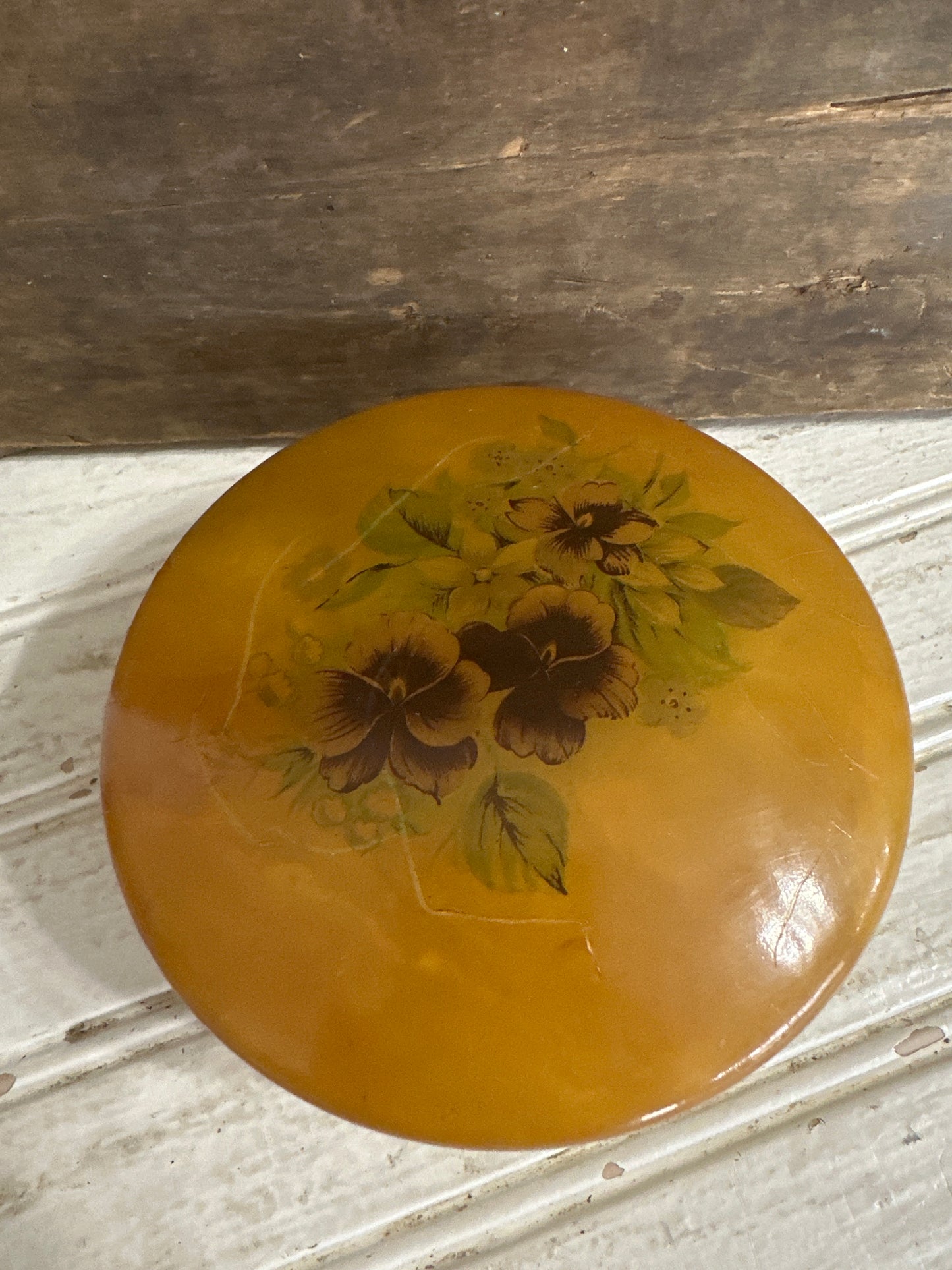 Alabaster trinket box