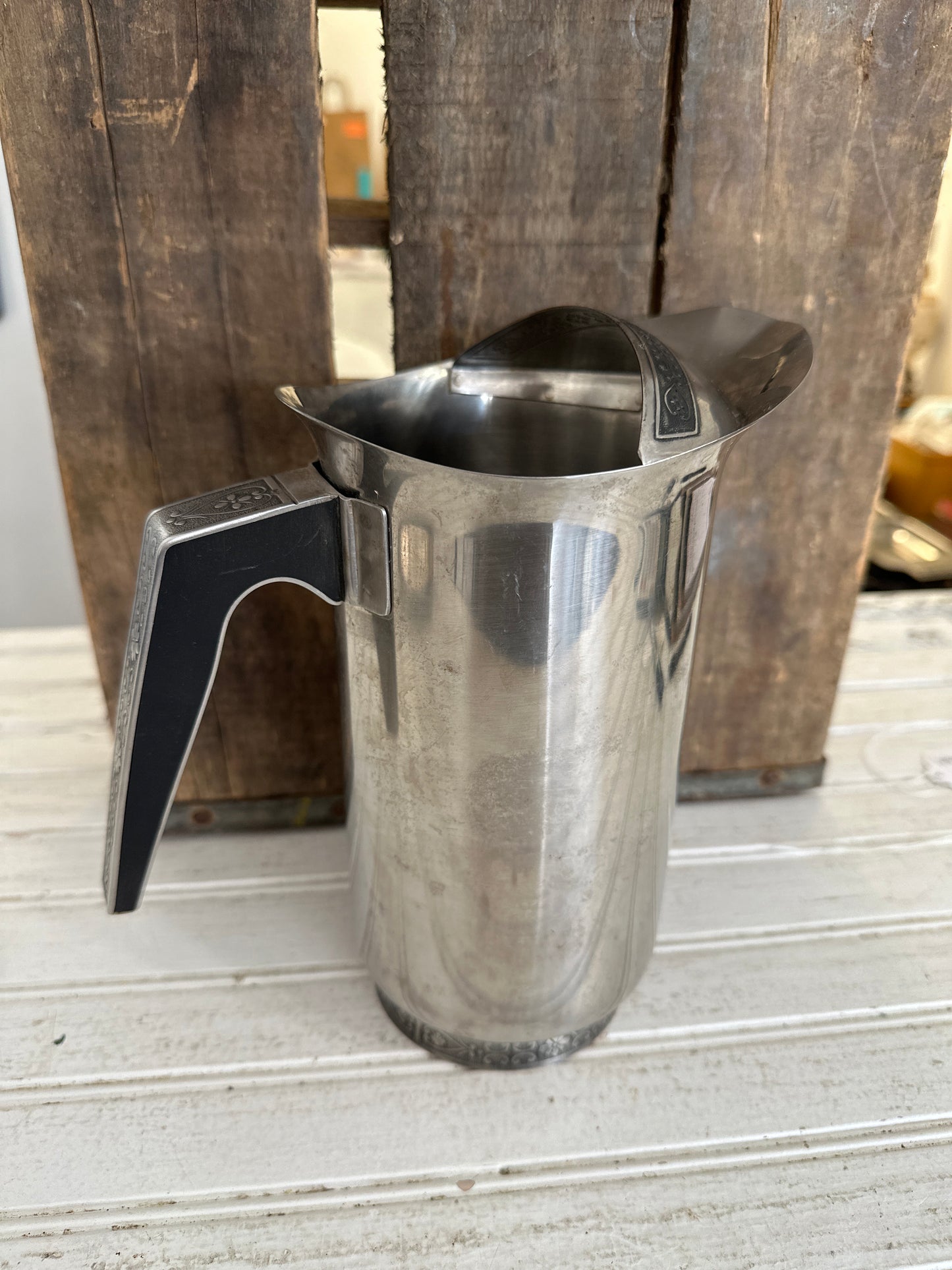 MCM Stainless steel ice lip pitcher