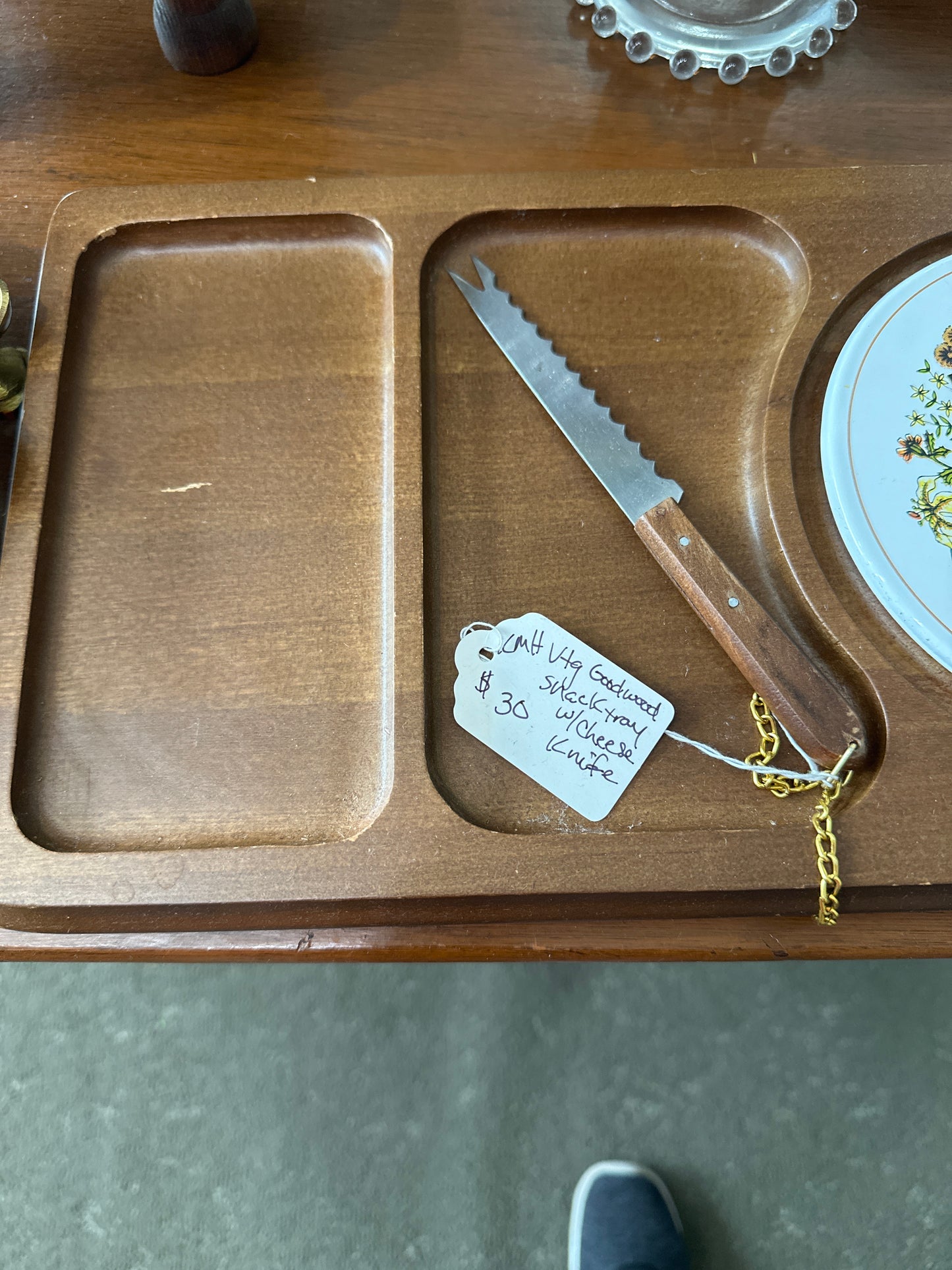 Goodwood snack tray with cheese knife- local pickup only