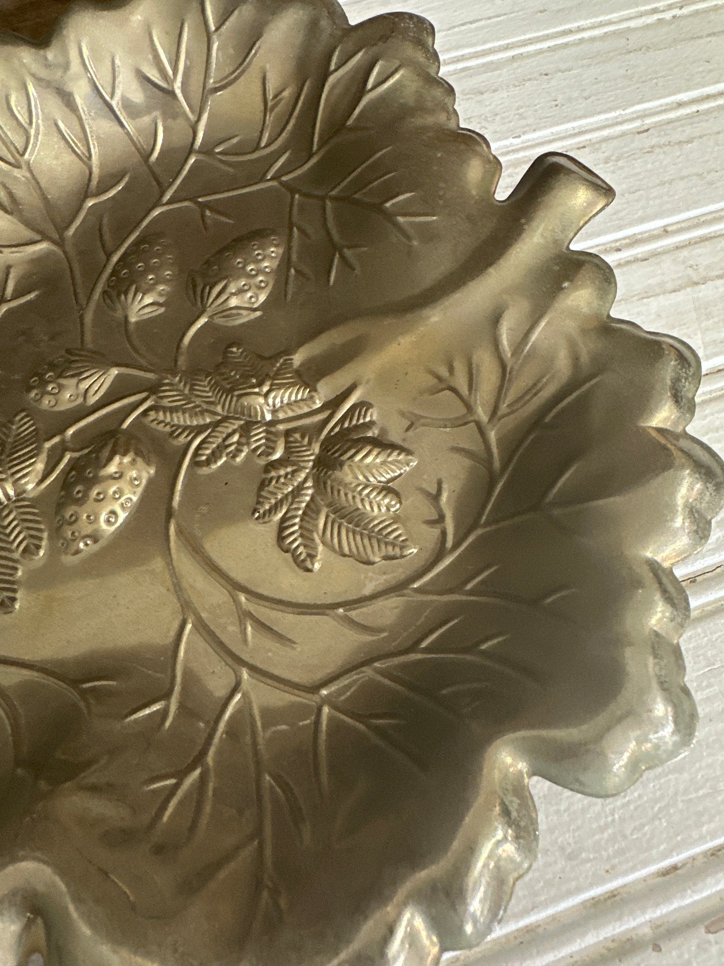 Metal Leaf shaped serving tray