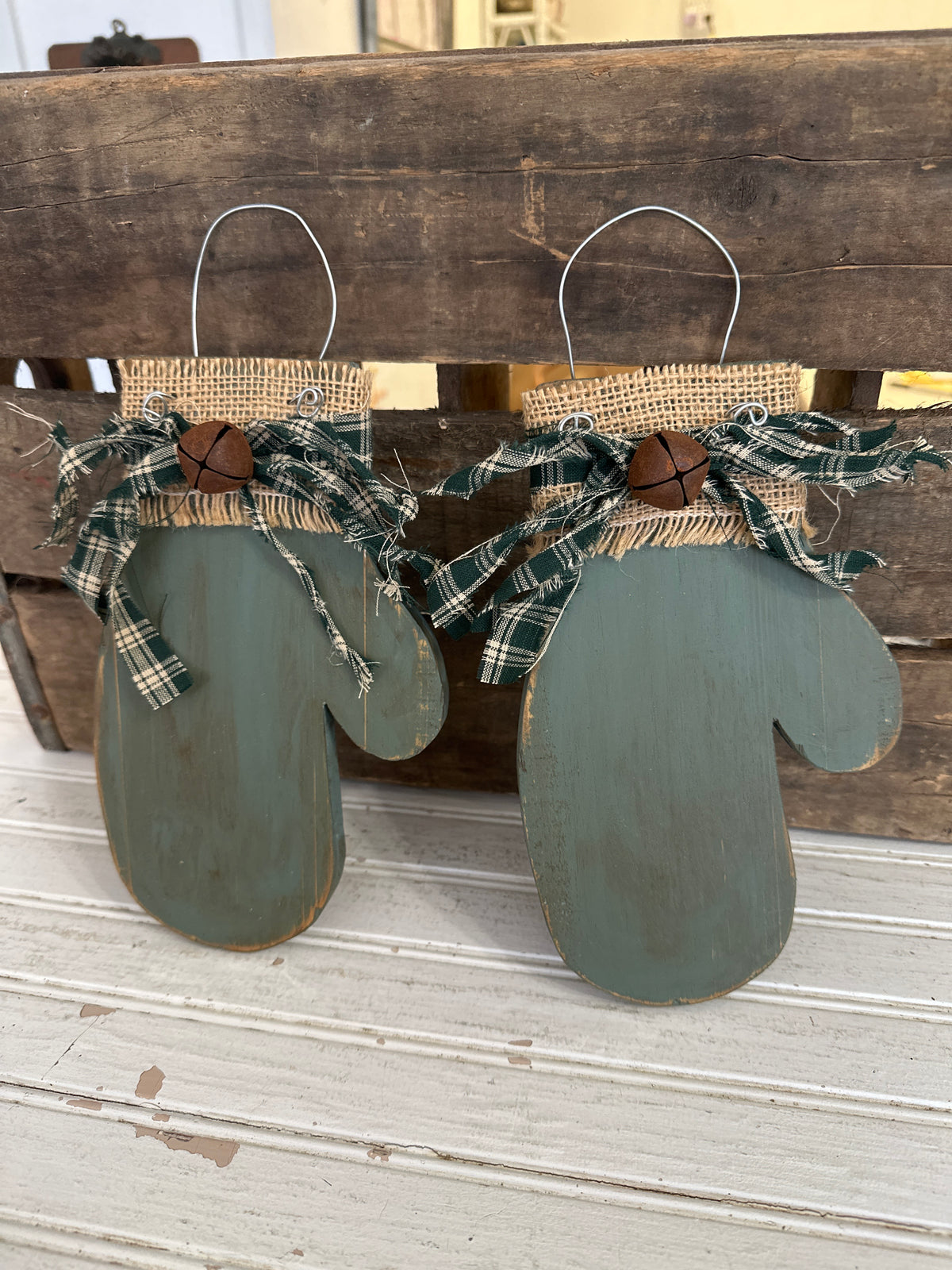 Handmade Wooden Mitten- green plaid material bow