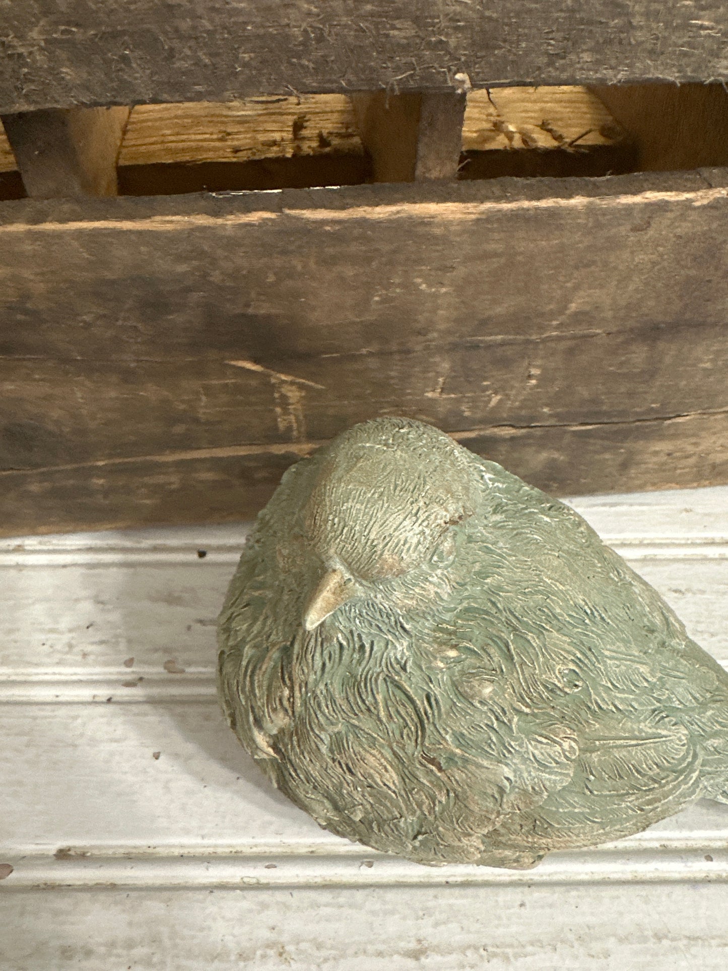 Bird figurine