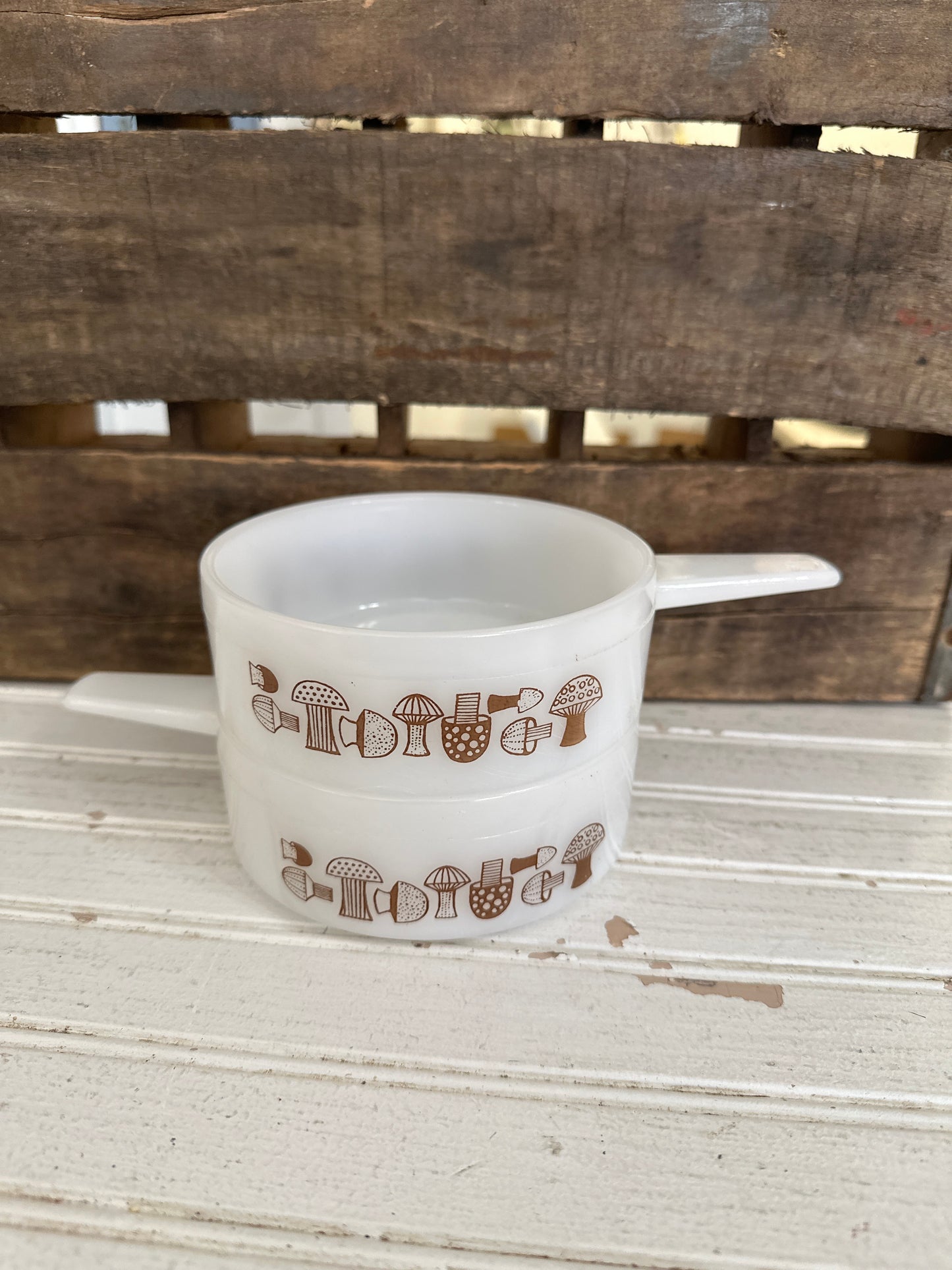 Milk Glass bowls- set 2 - mushrooms