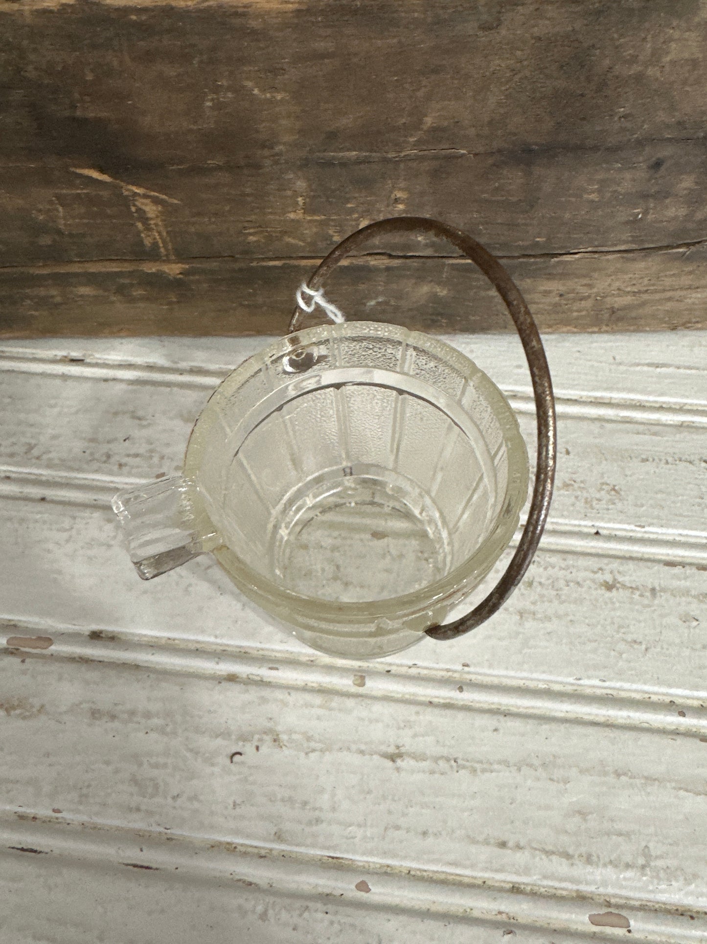Glass bucket ash tray