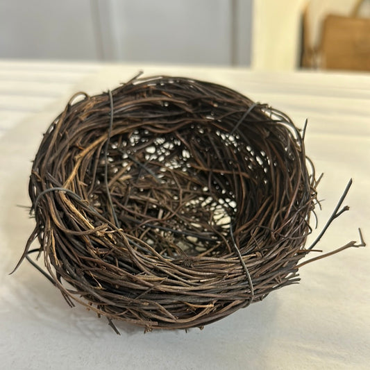 Natural bird nest