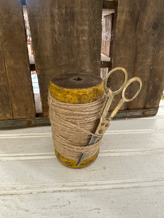 Twine Spool w/scissors-yellow