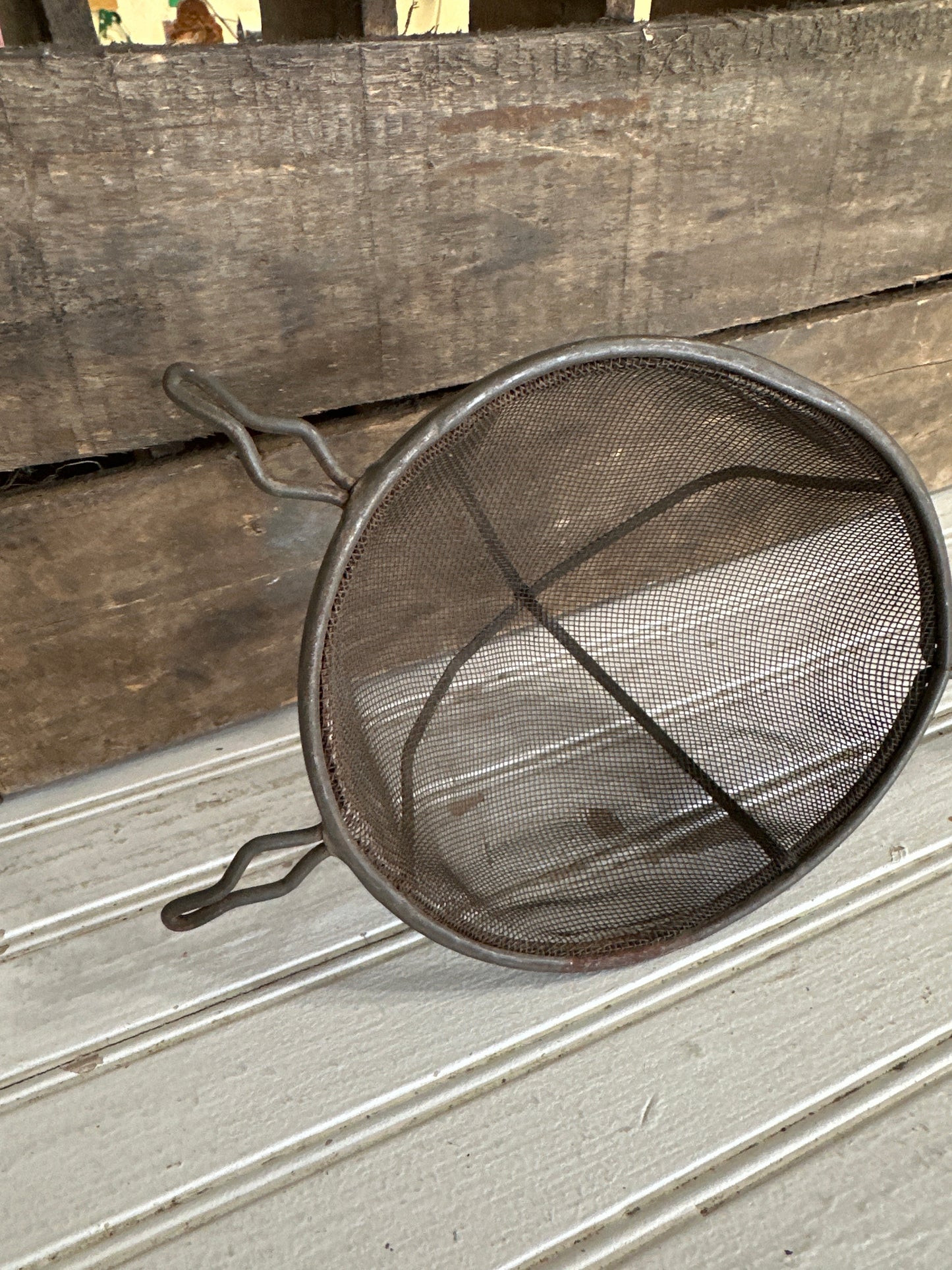 Mesh Strainer- red handle
