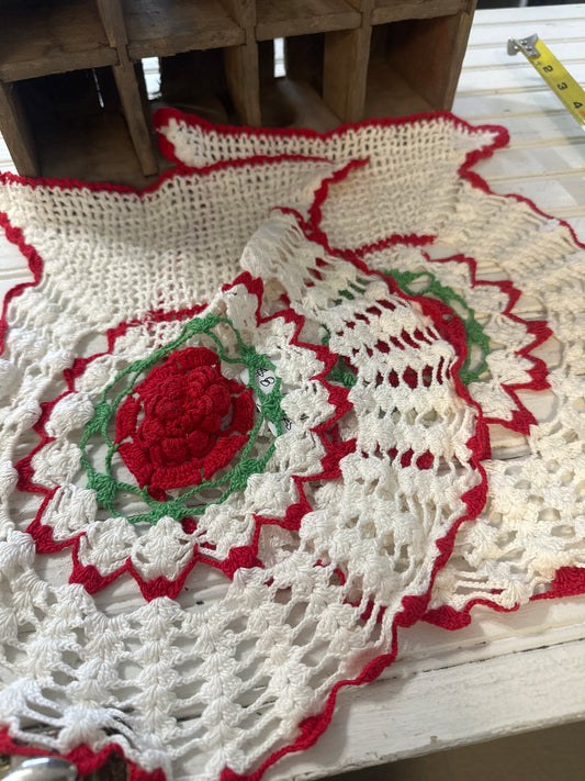 Crocheted doilies w/roses