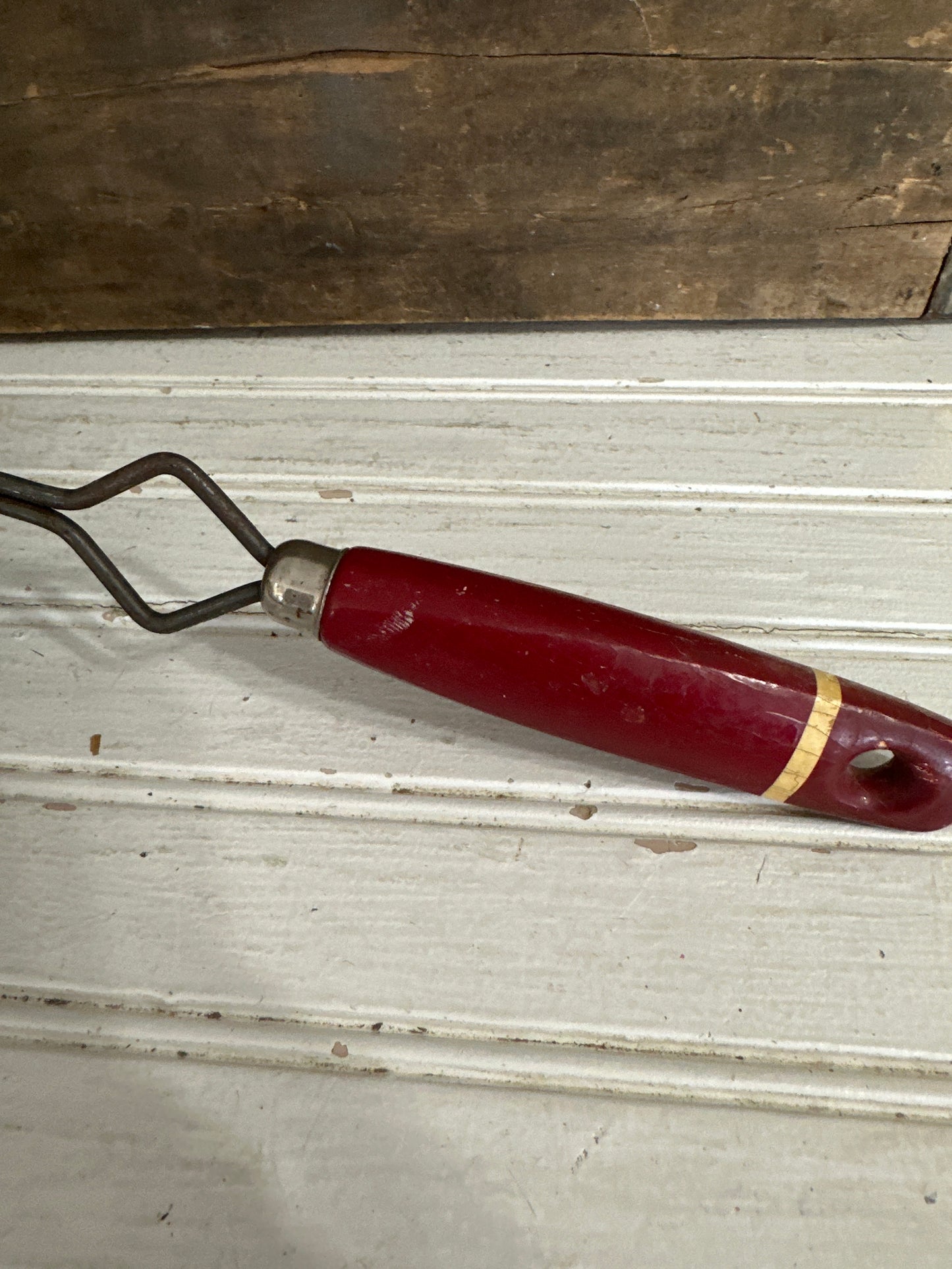 Mesh Strainer- red handle