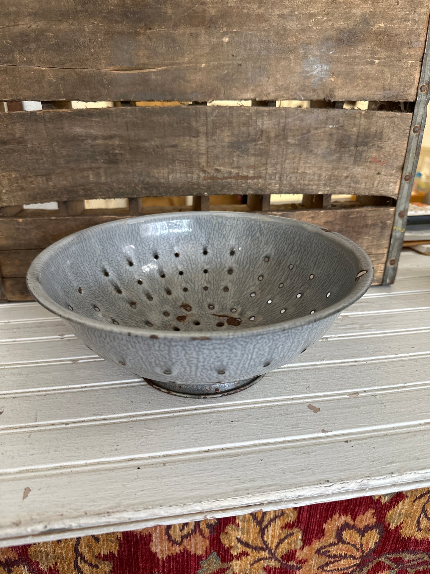 Enamel colander- grey