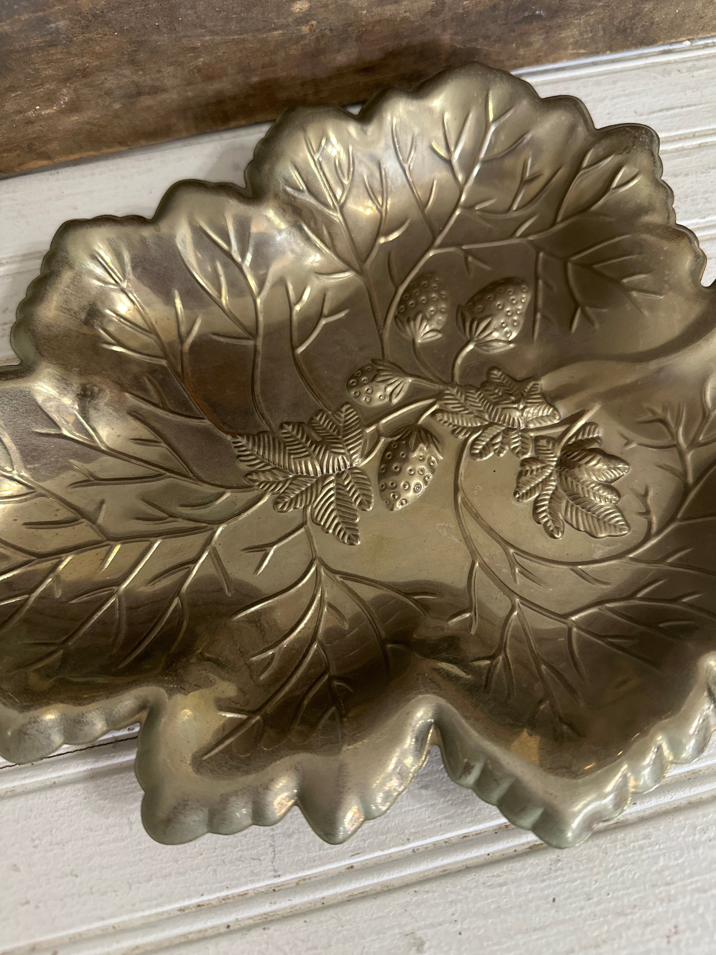 Metal Leaf shaped serving tray