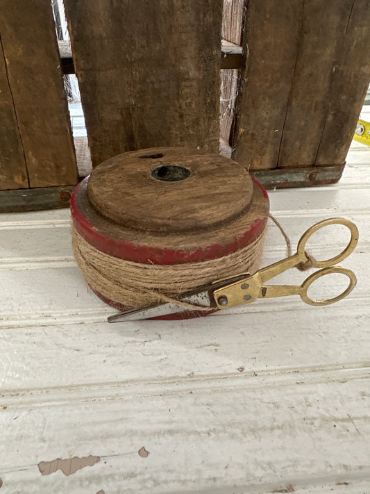 Flat Twine spool w/scissors