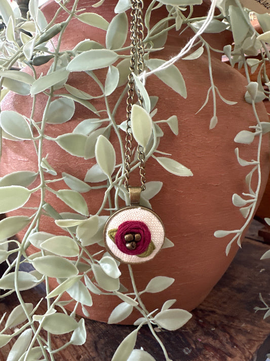 Handcrafted necklace- round floral