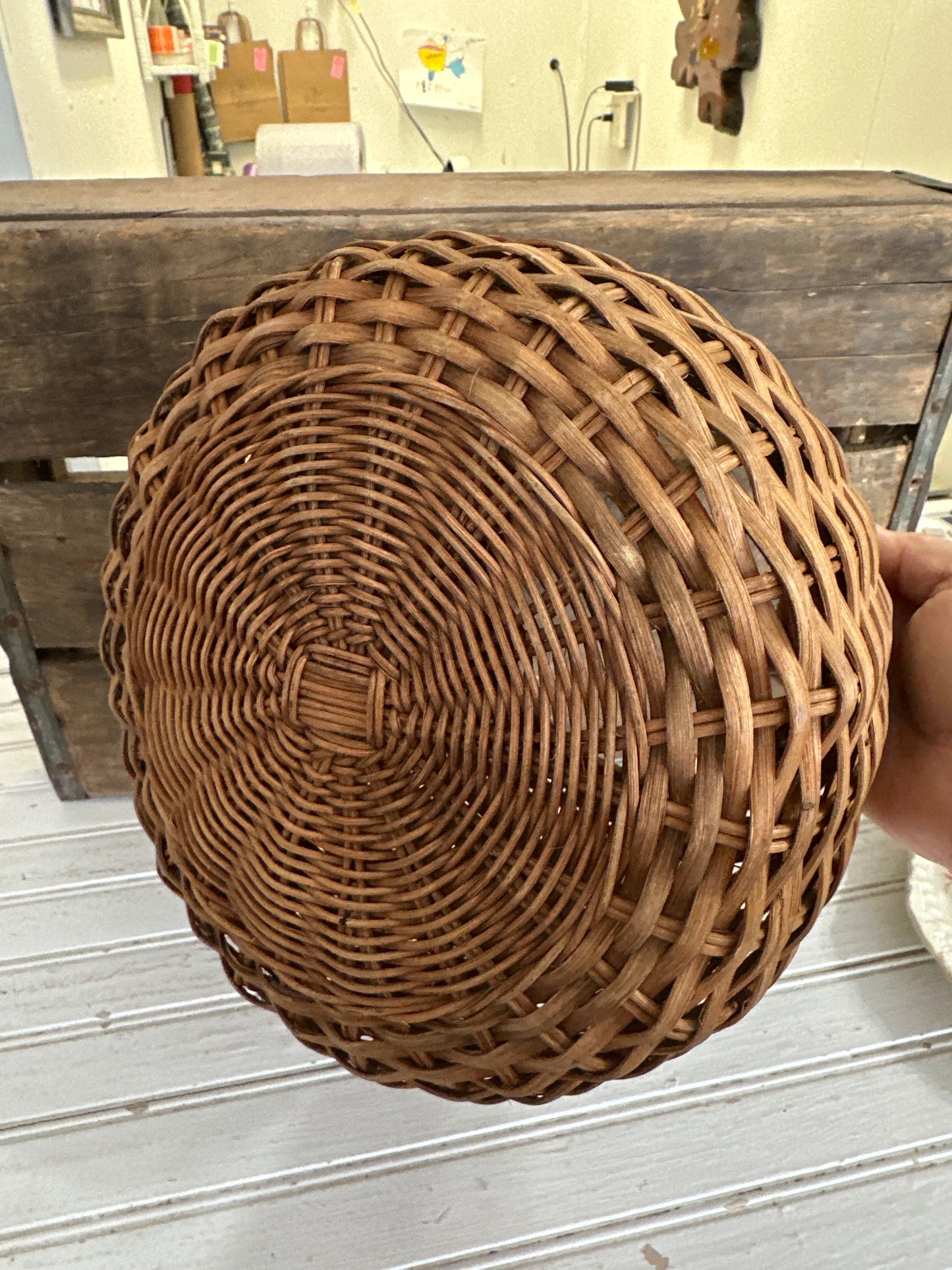 Primitive basket- local pickup only