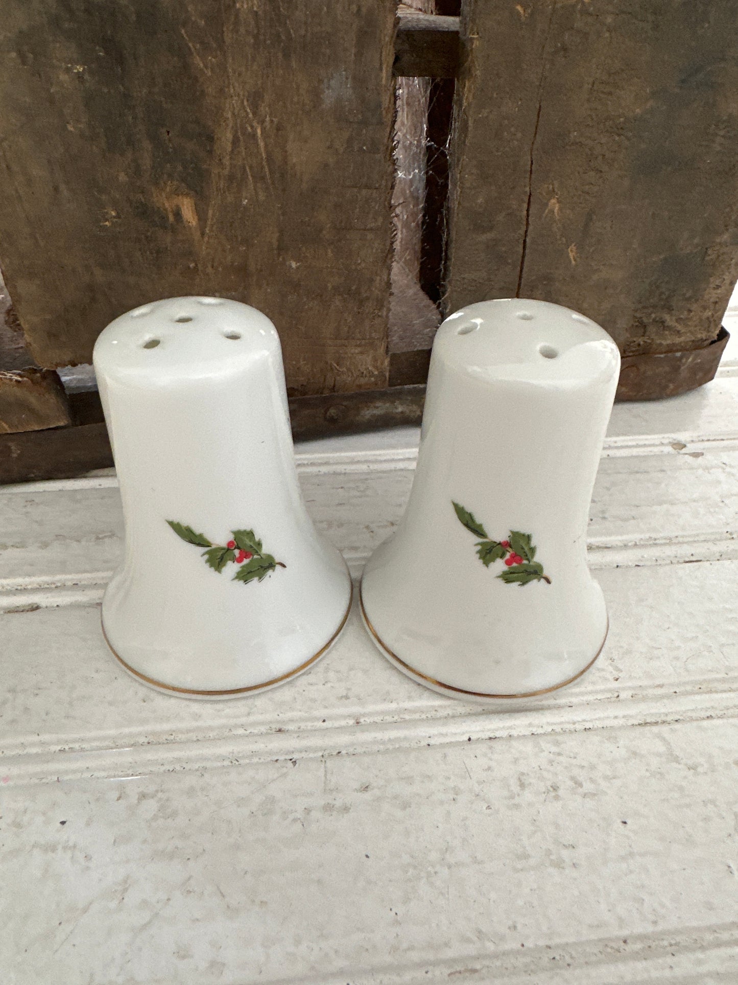 Lefton Salt & Pepper shakers