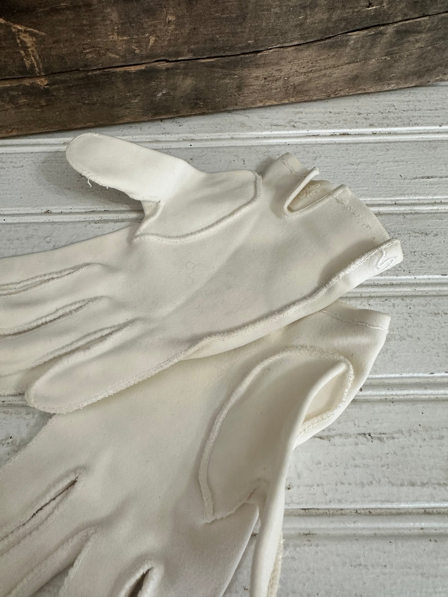 Wear Right gloves