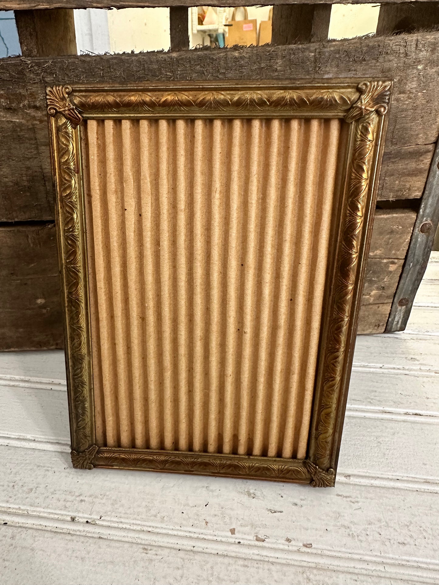 Metal Easel frame