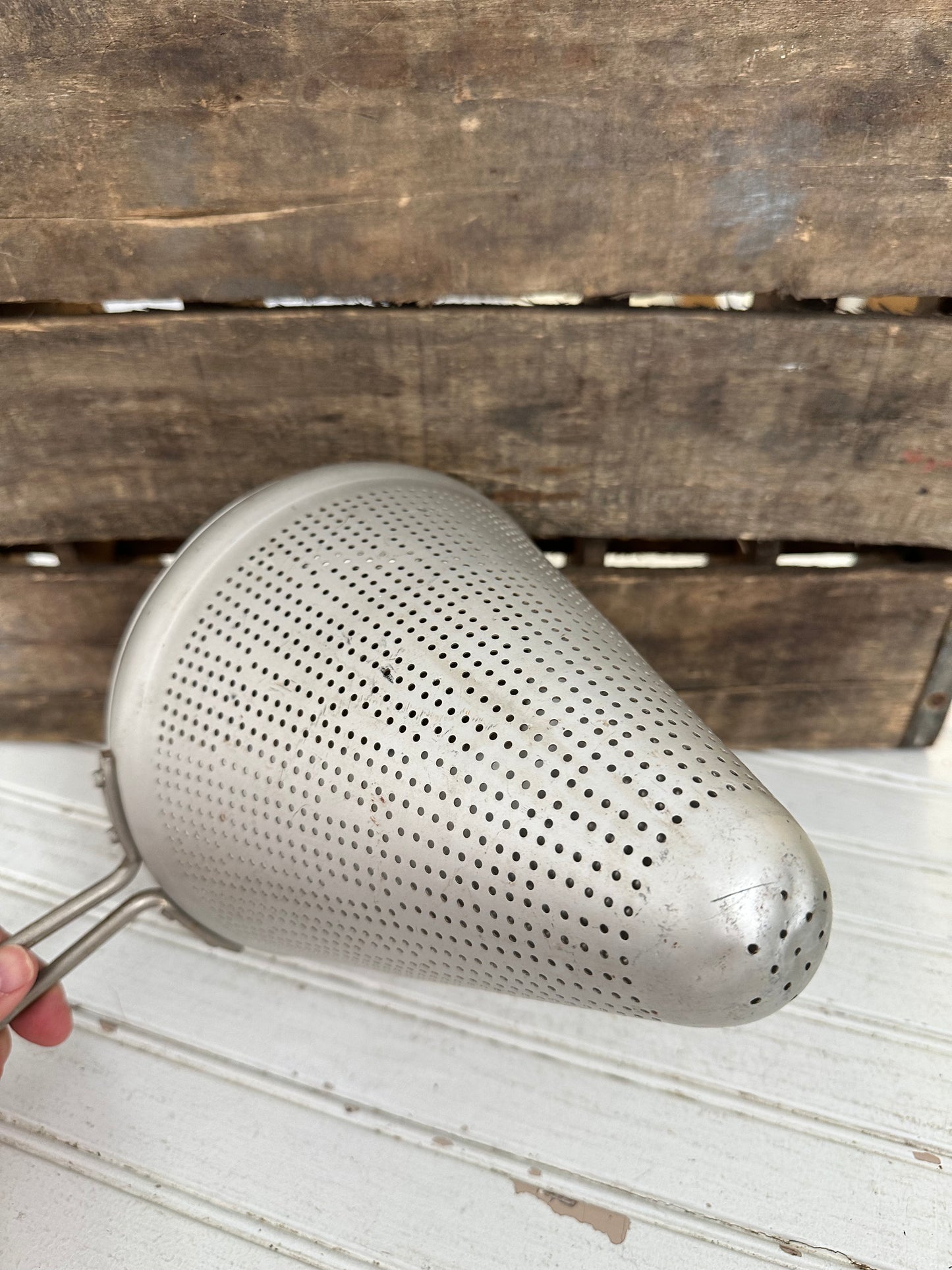 Aluminum strainer