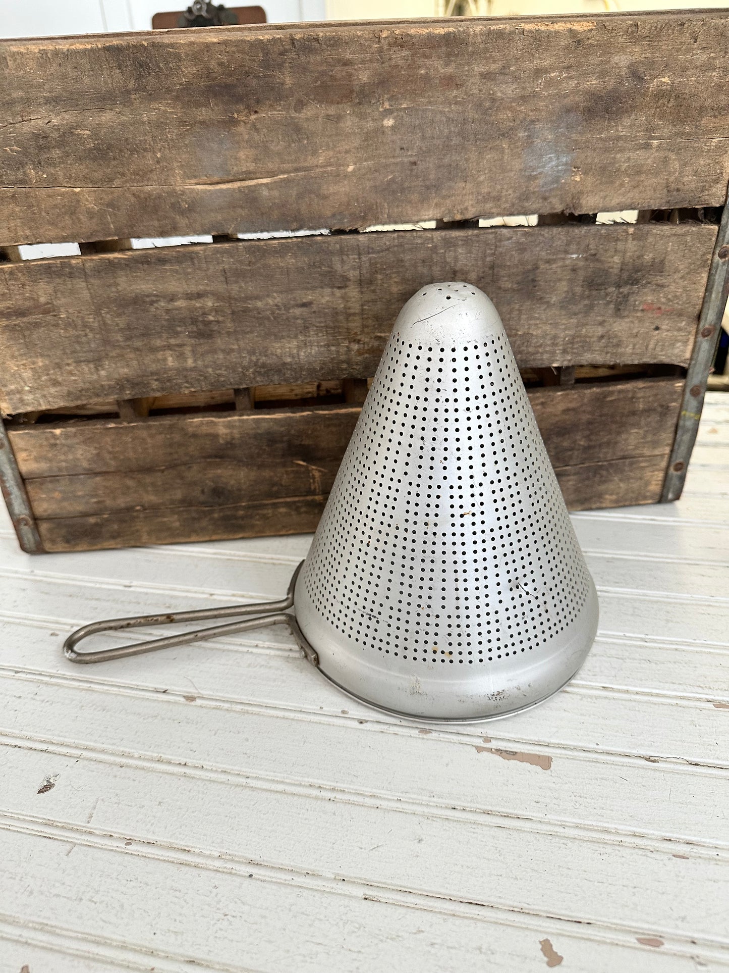 Aluminum strainer