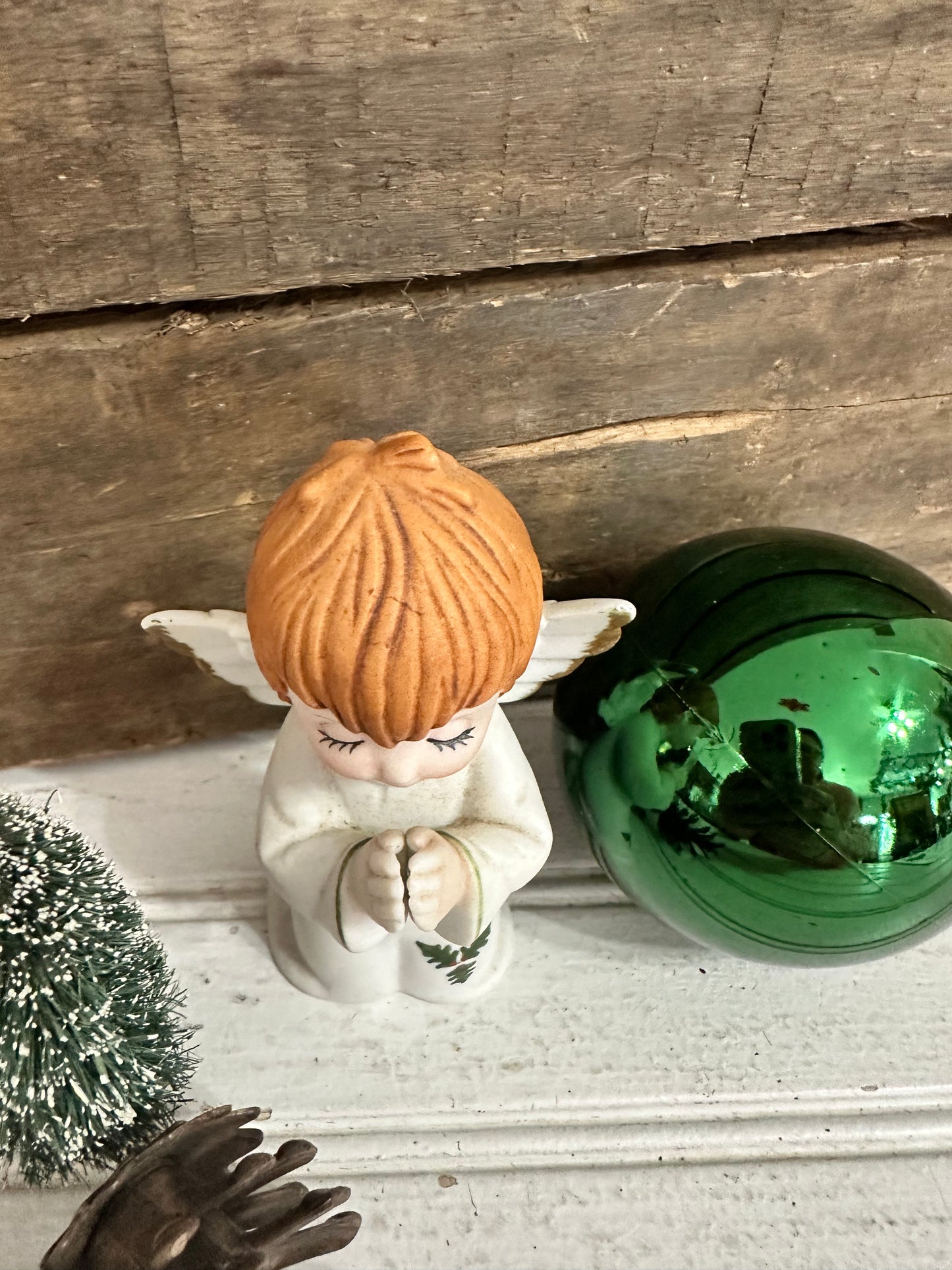 Lefton Praying Angel