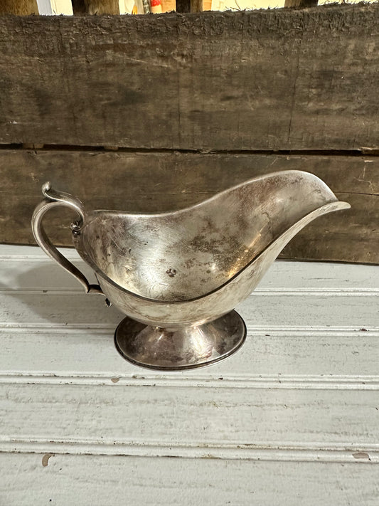 Gravy boat