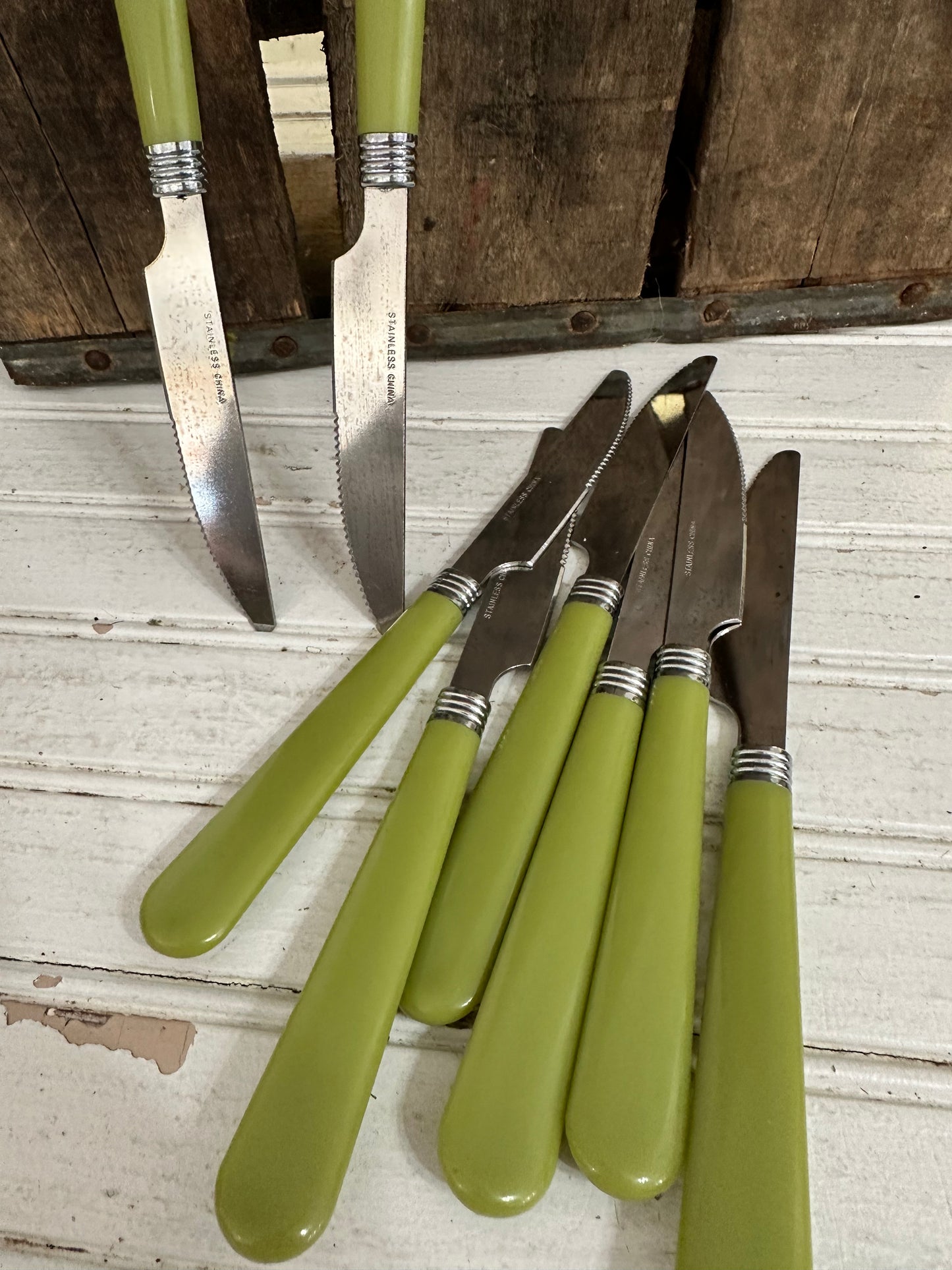 Avocado Green Butter knives- set of 8
