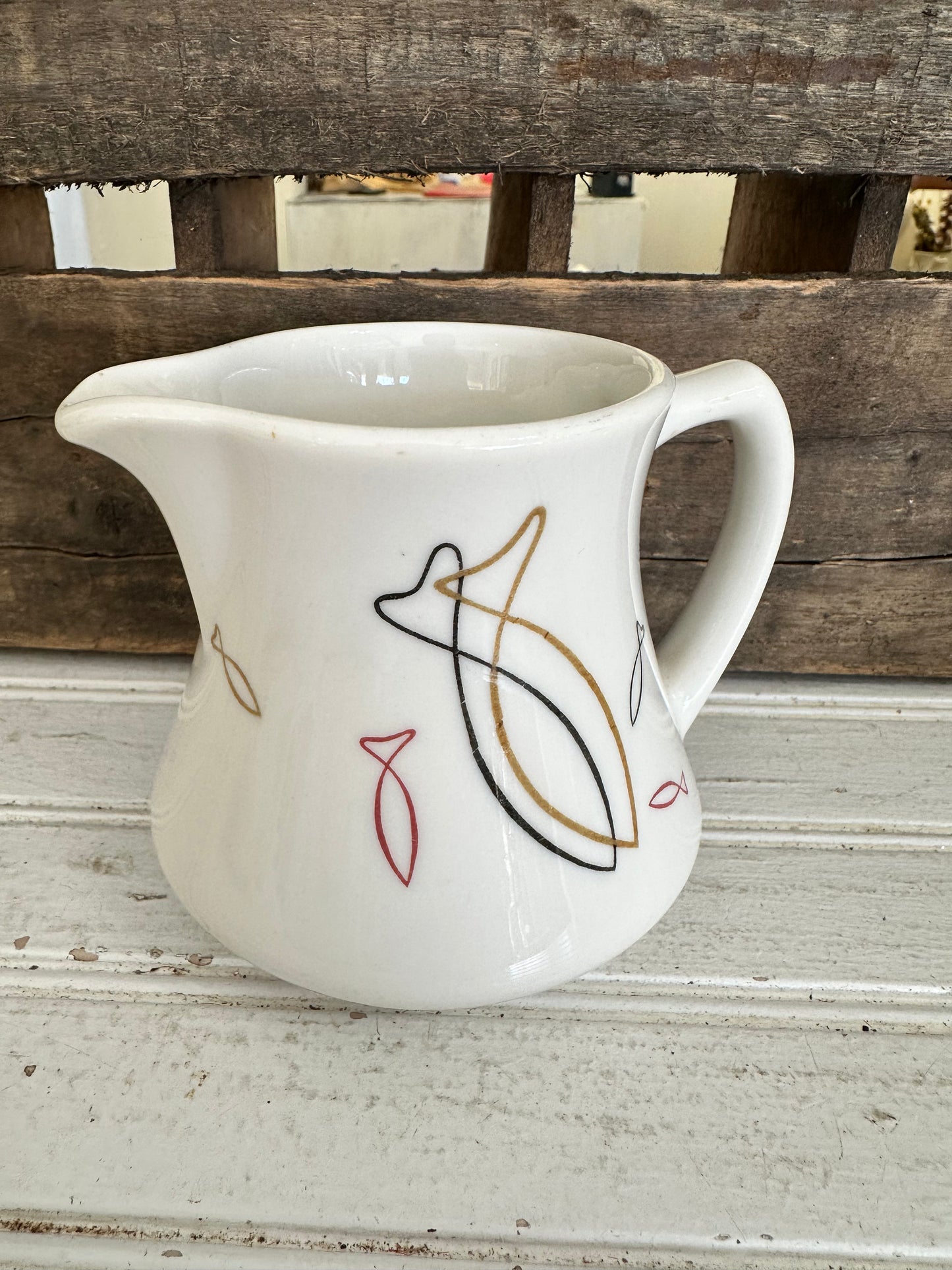 MCM Syracuse China creamer